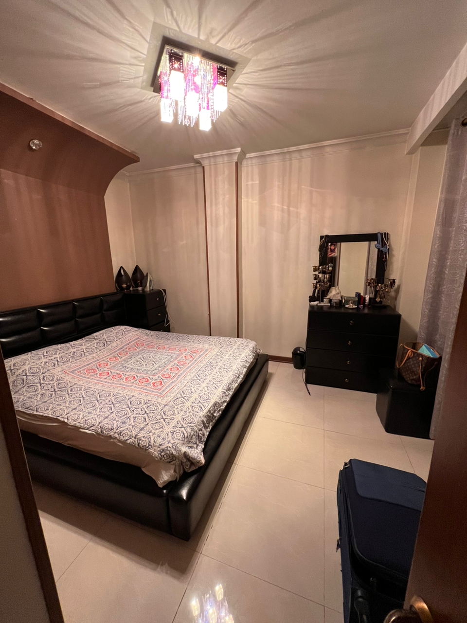 فروش آپارتمان 70 متر منظریه 1 خواب فول مشاعات آبی