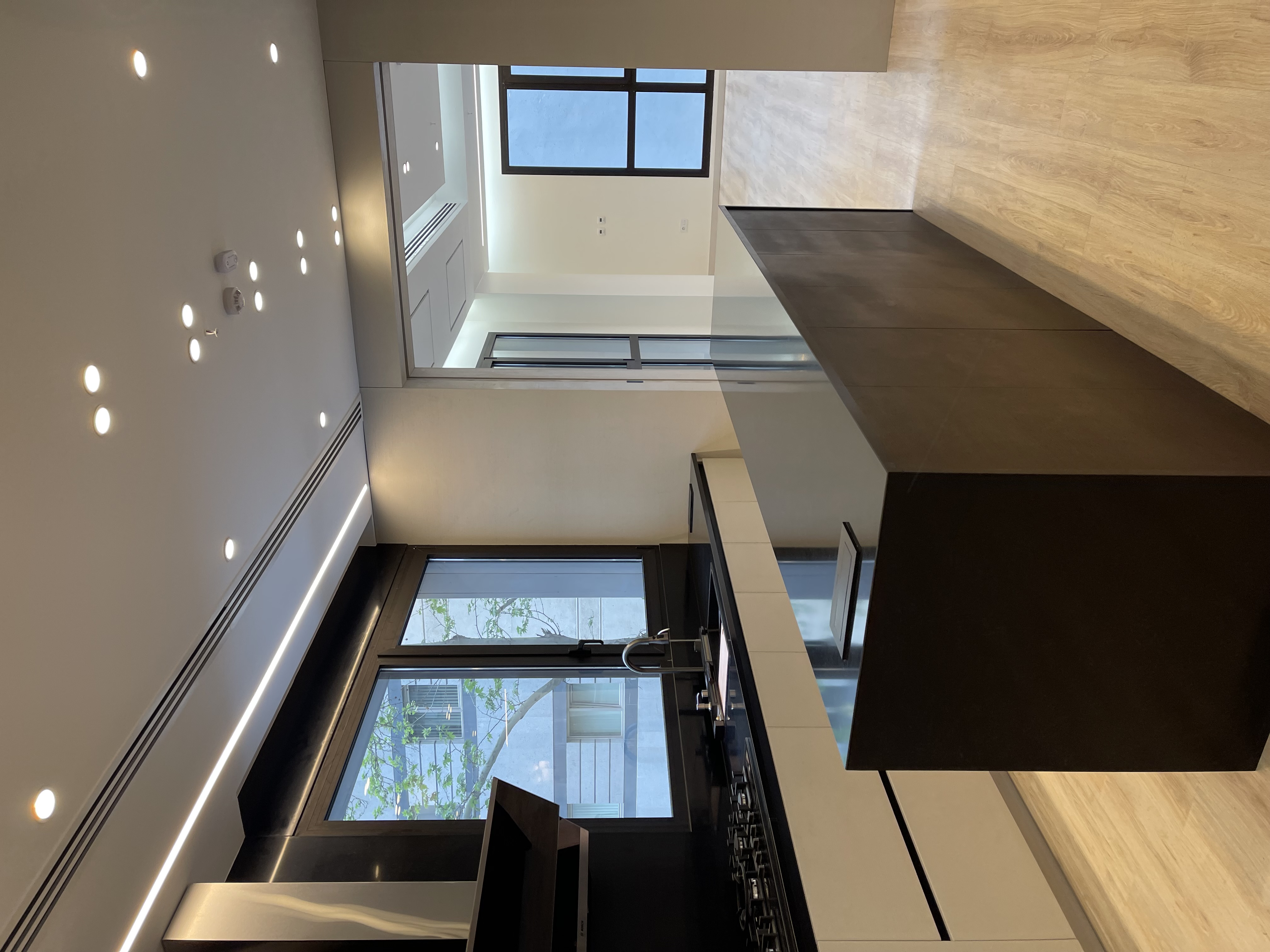 فروش آپارتمان در اقدسیه120متر فول امکانات