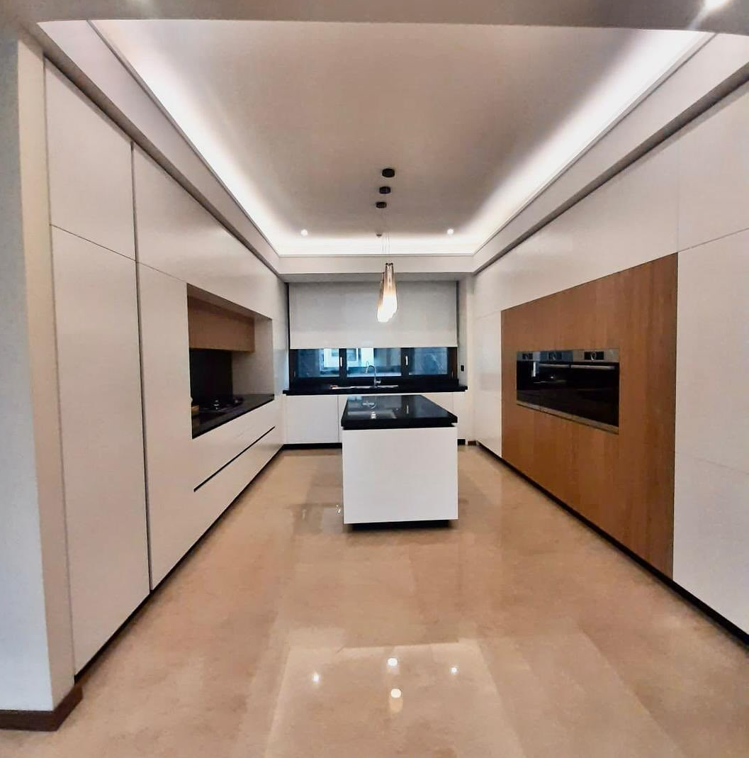 فروش آپارتمان 190 متر فرمانیه ویو مشجر فول مشاعات