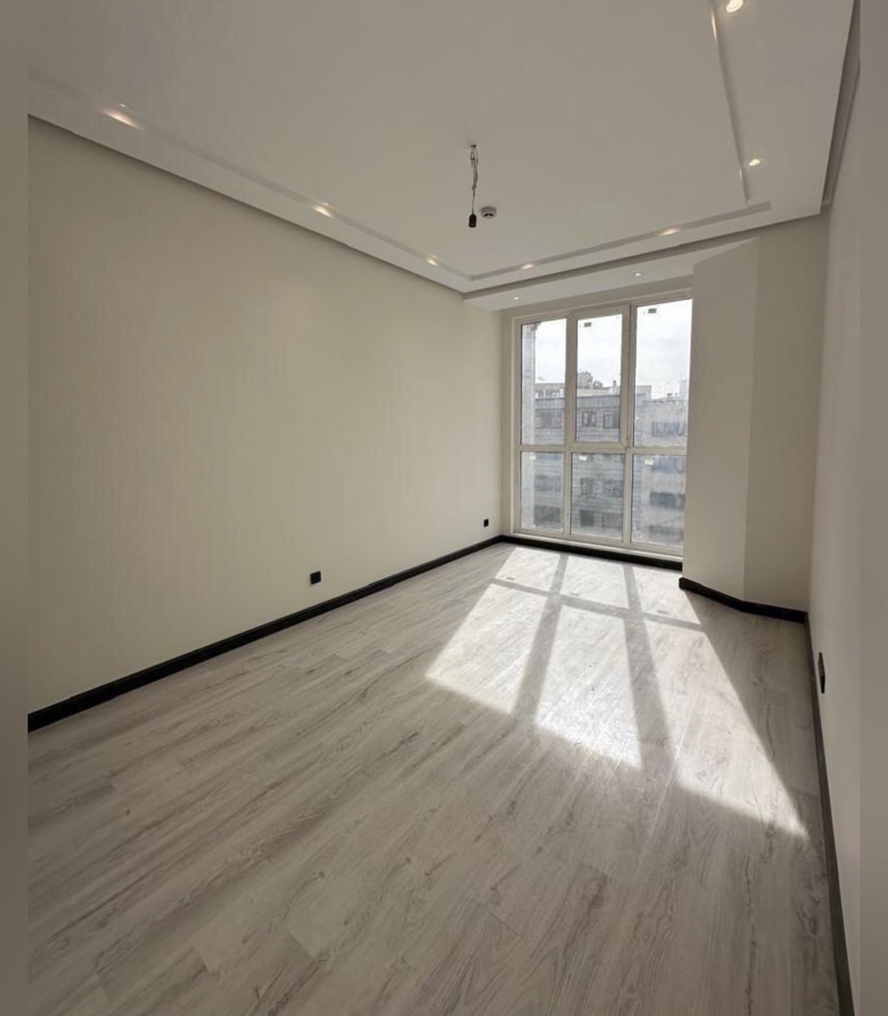 فروش آپارتمان 165 متر جهانتاب کلید نخورده