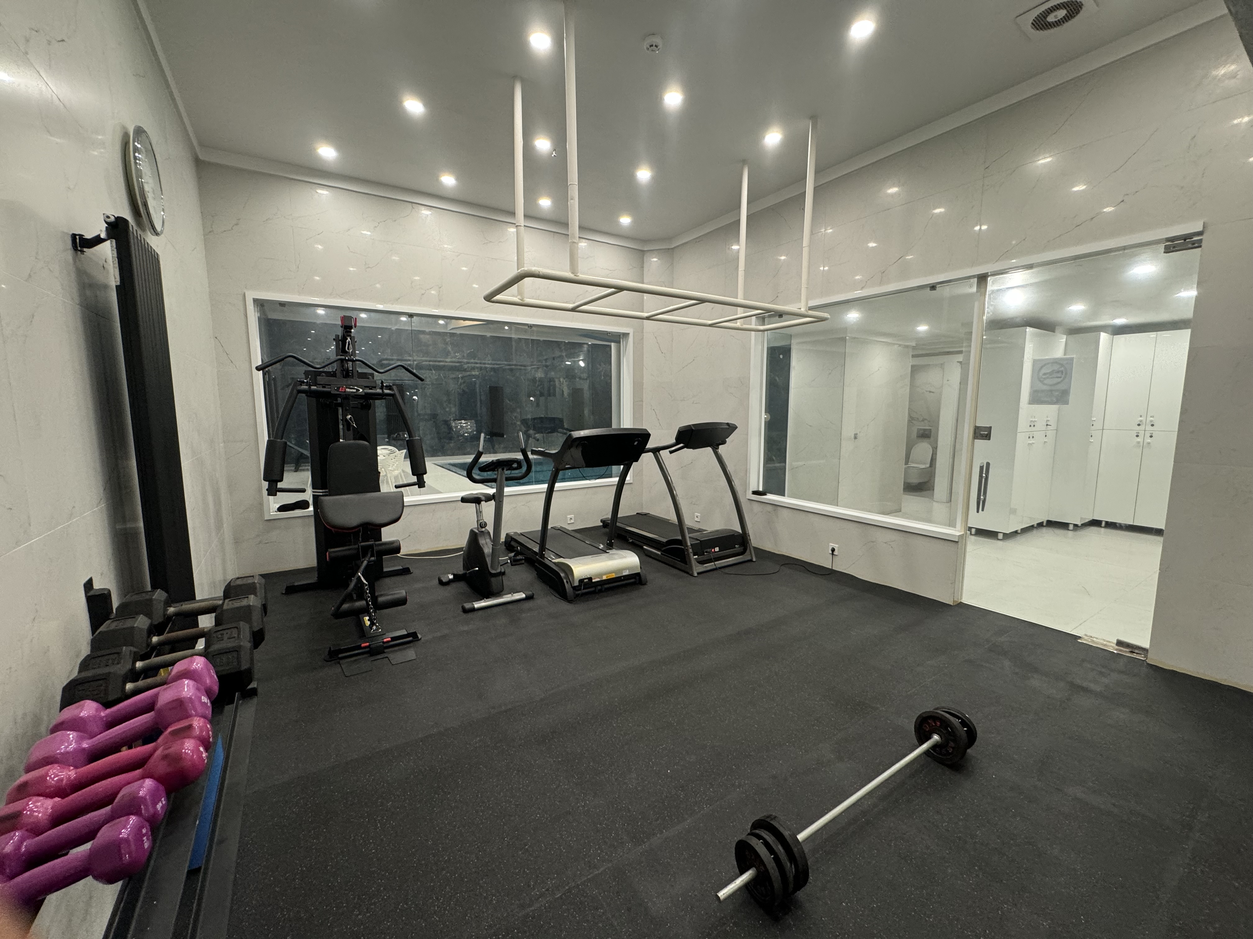 فروش آپارتمان 250 متر صاحبقرانیه