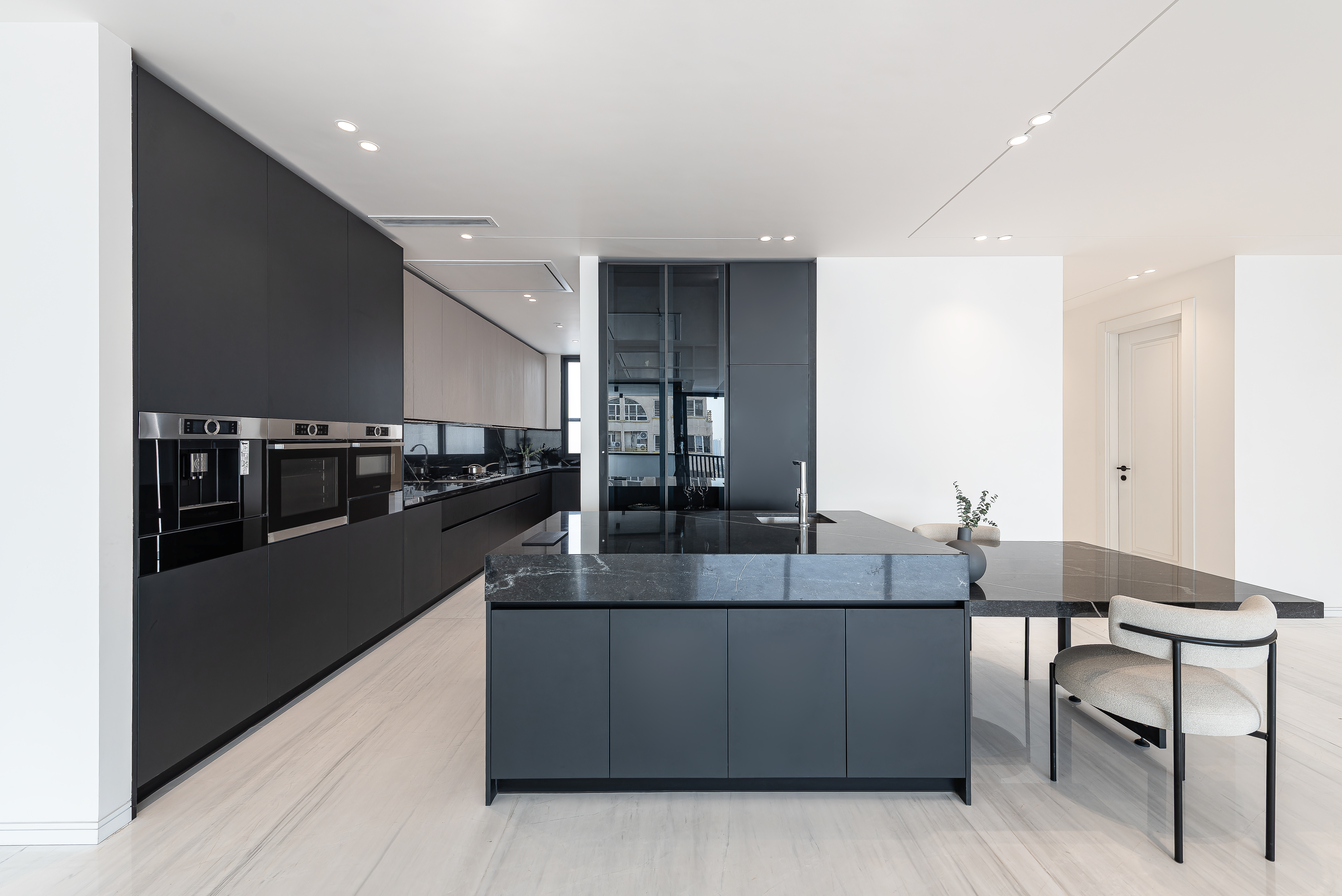 فروش‌ آپارتمان 180متر نیاوران نور‌شمال و جنوب