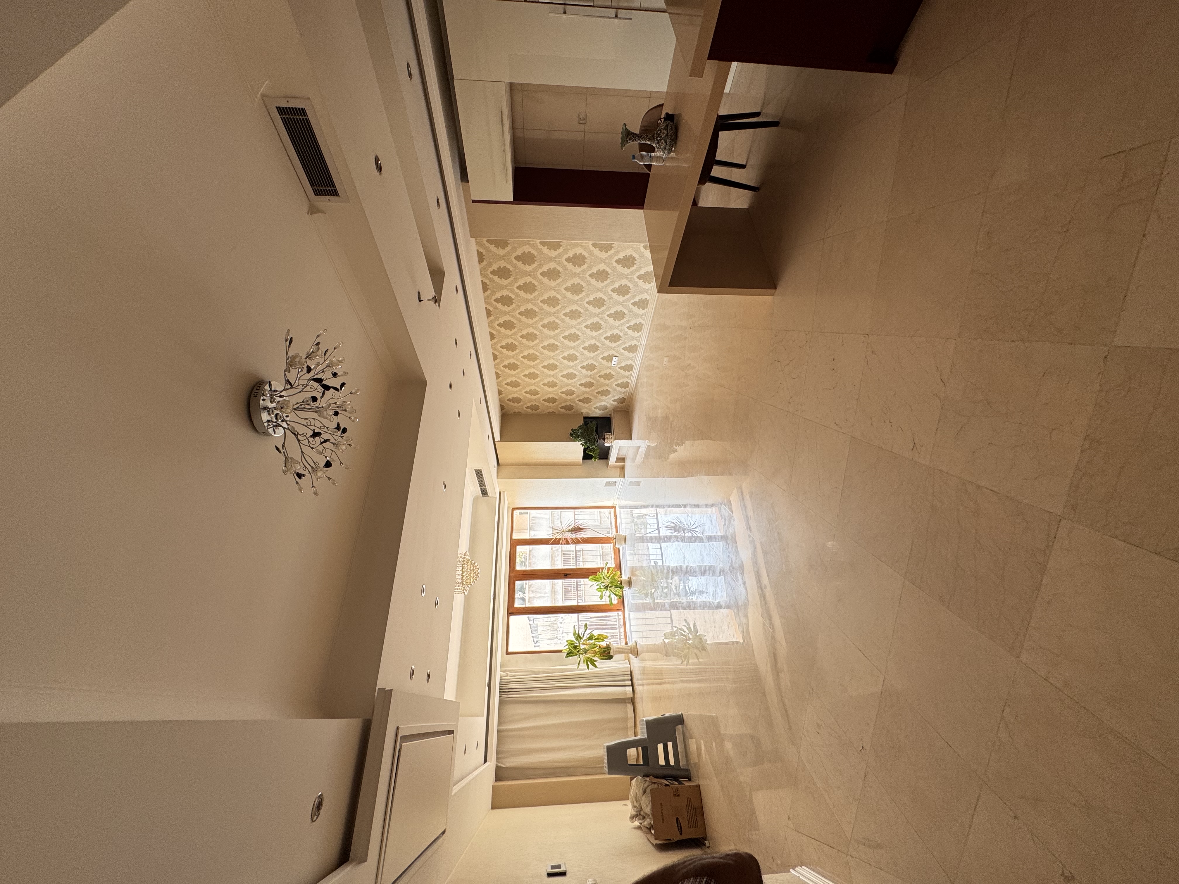 اجاره اپارتمان 130 متر اجودانیه فول مشاعات