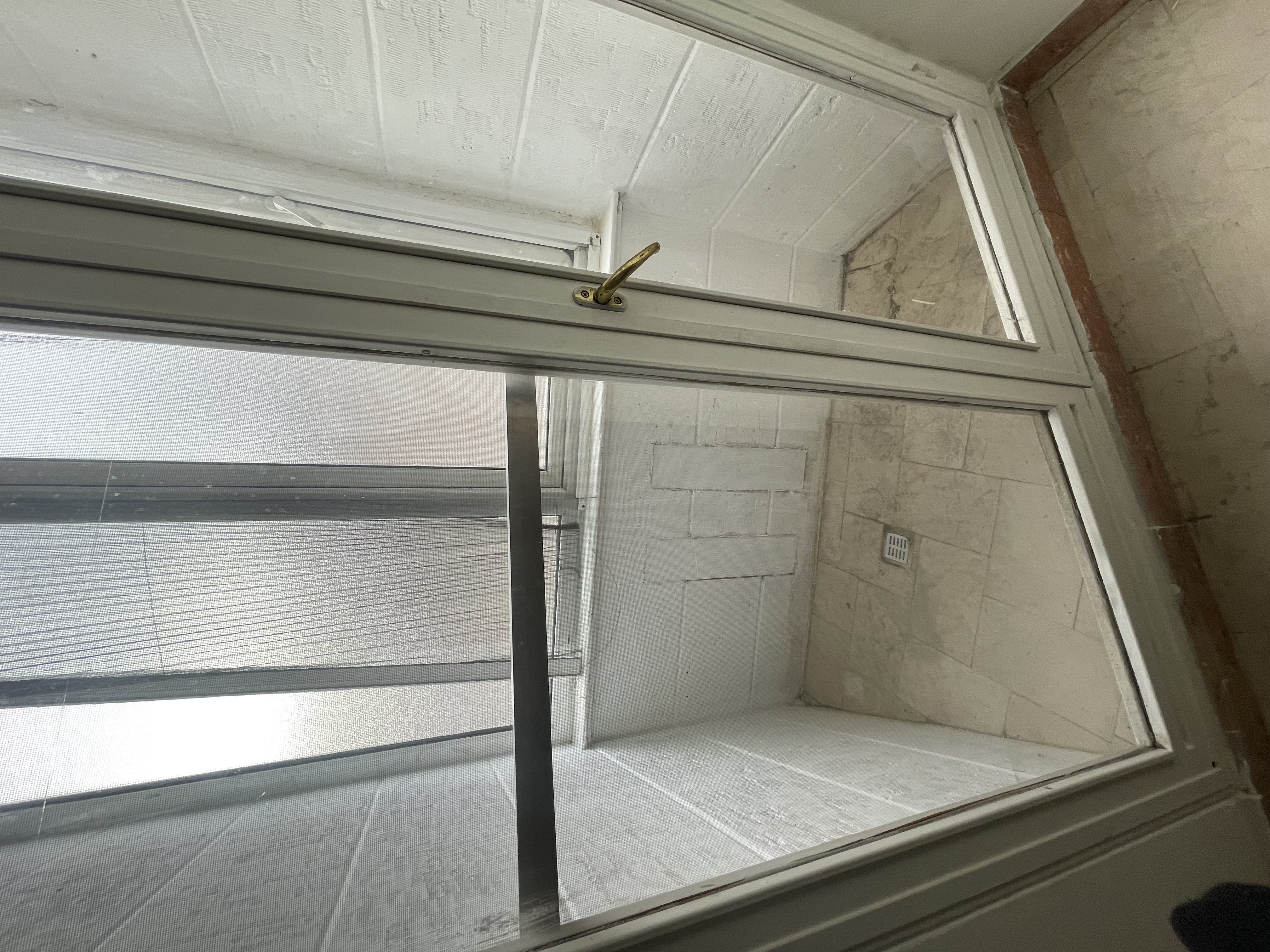 فروش اپارتمان 160متر اندرزگو 3خواب ١مستر