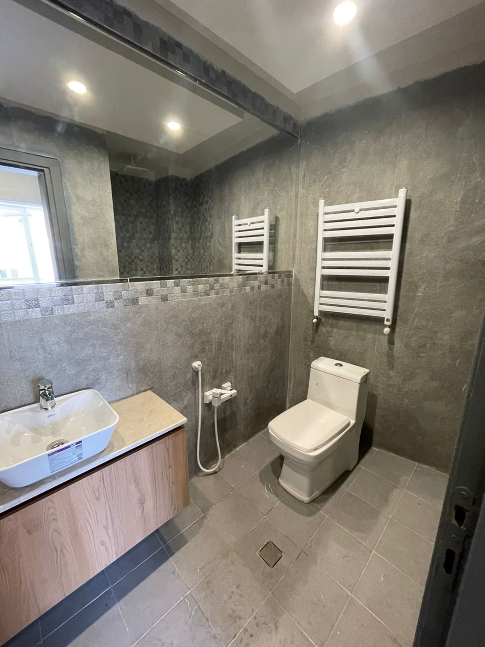 فروش آپارتمان 120 متر نیاوران