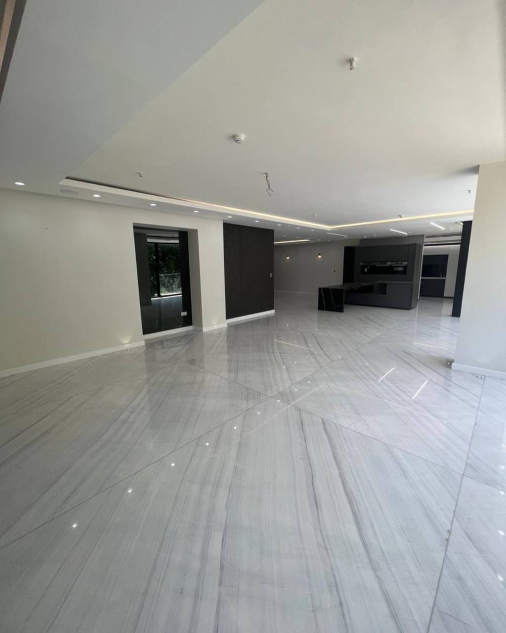 فروش آپارتمان 250 متر فرمانیه مستر متقیان