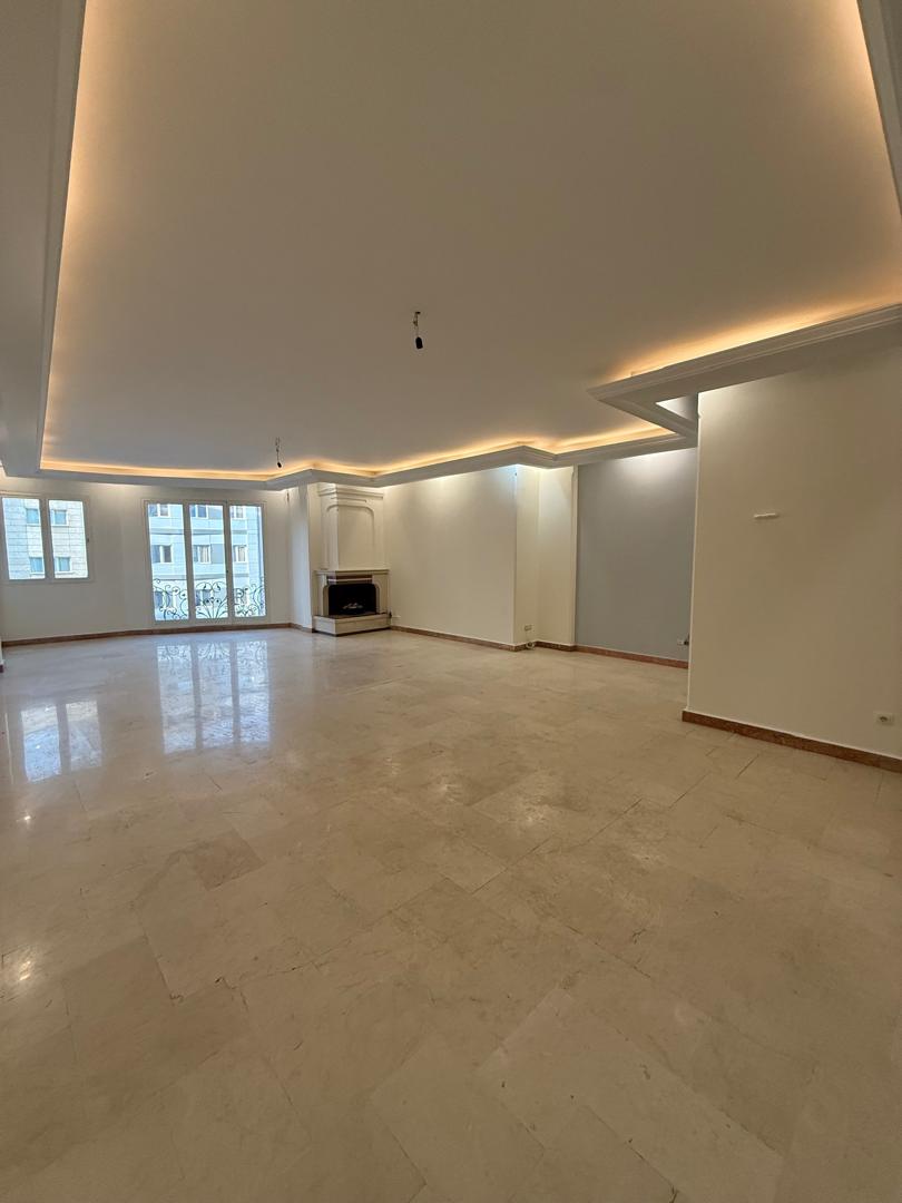 فروش آپارتمان 160متر حکمت