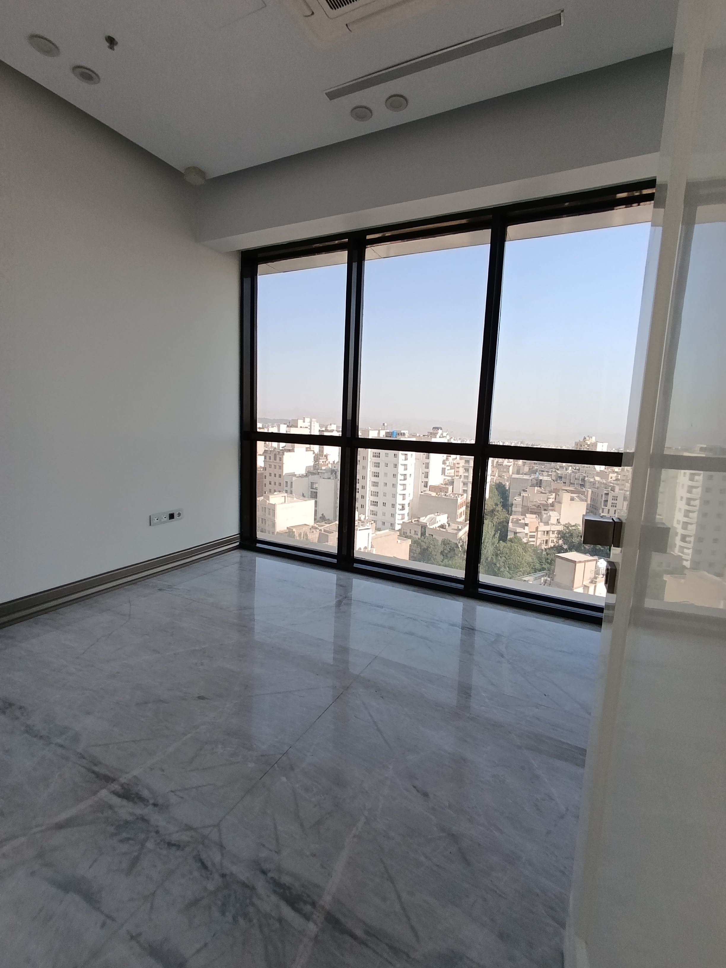 اجاره اداری 110متر فرمانیه