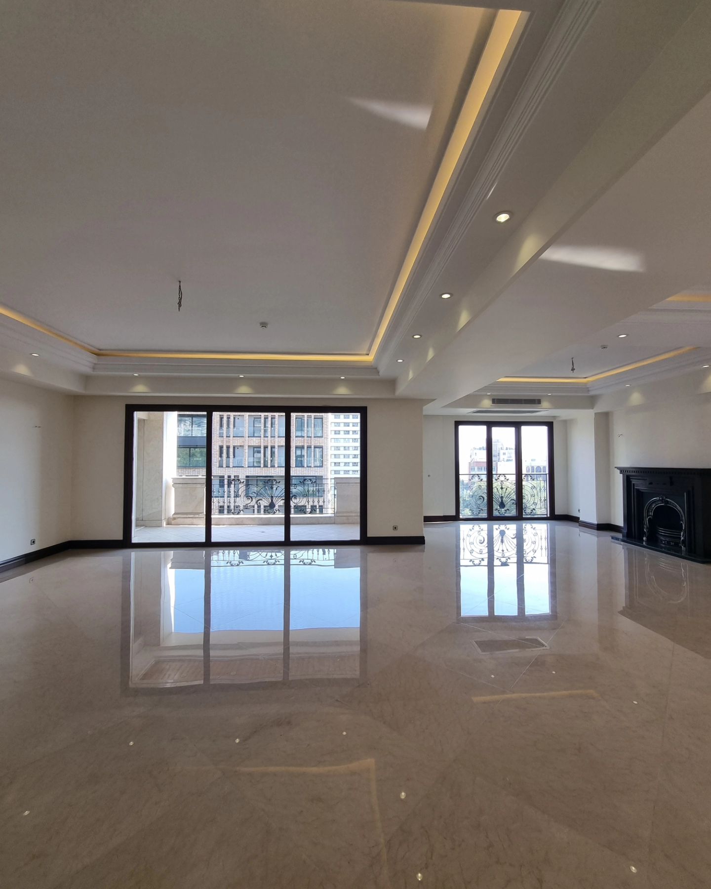 فروش آپارتمان 306 متر فرمانیه علوی