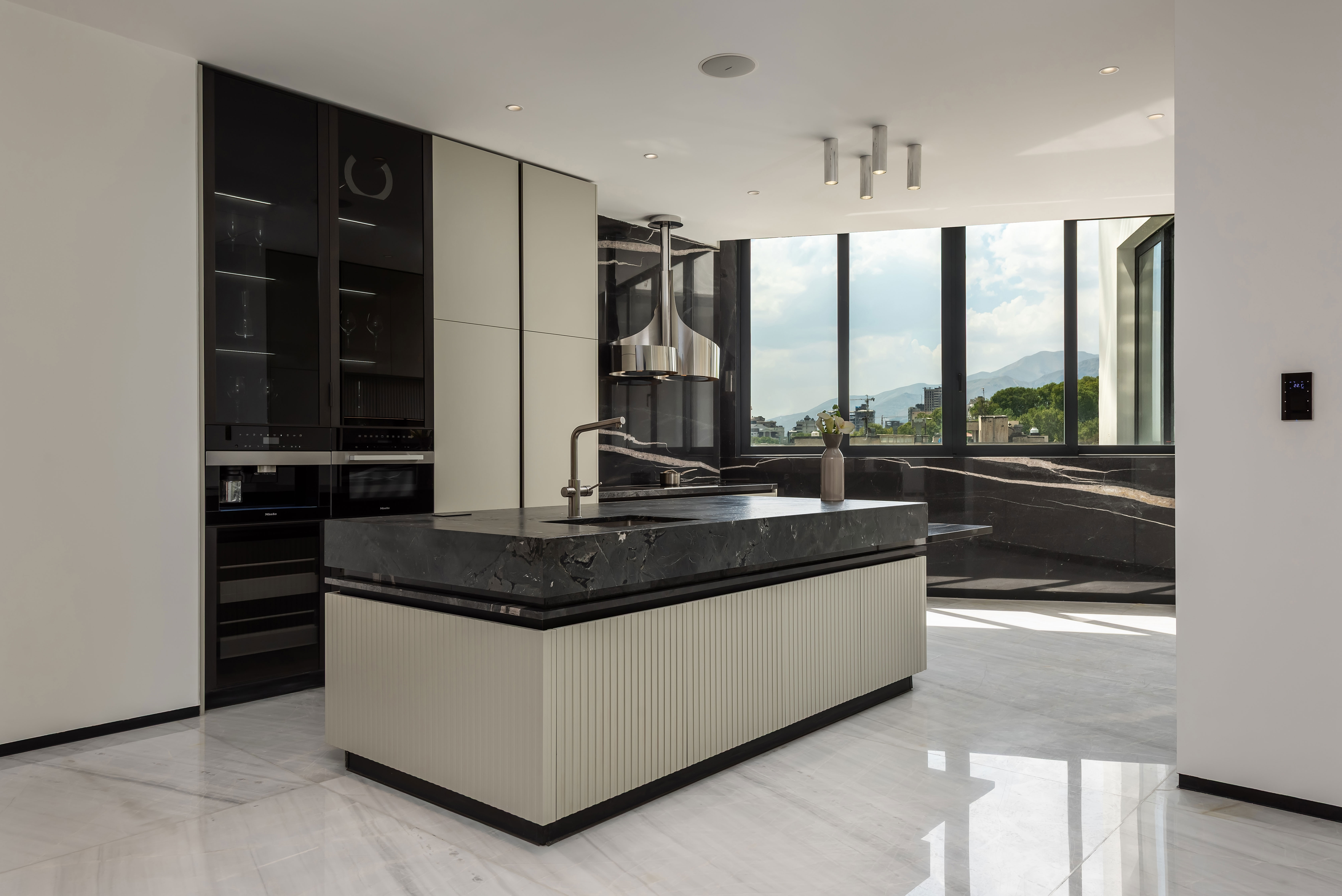 فروش‌ آپارتمان 100متر فرمانیه نور‌شمال و جنوب