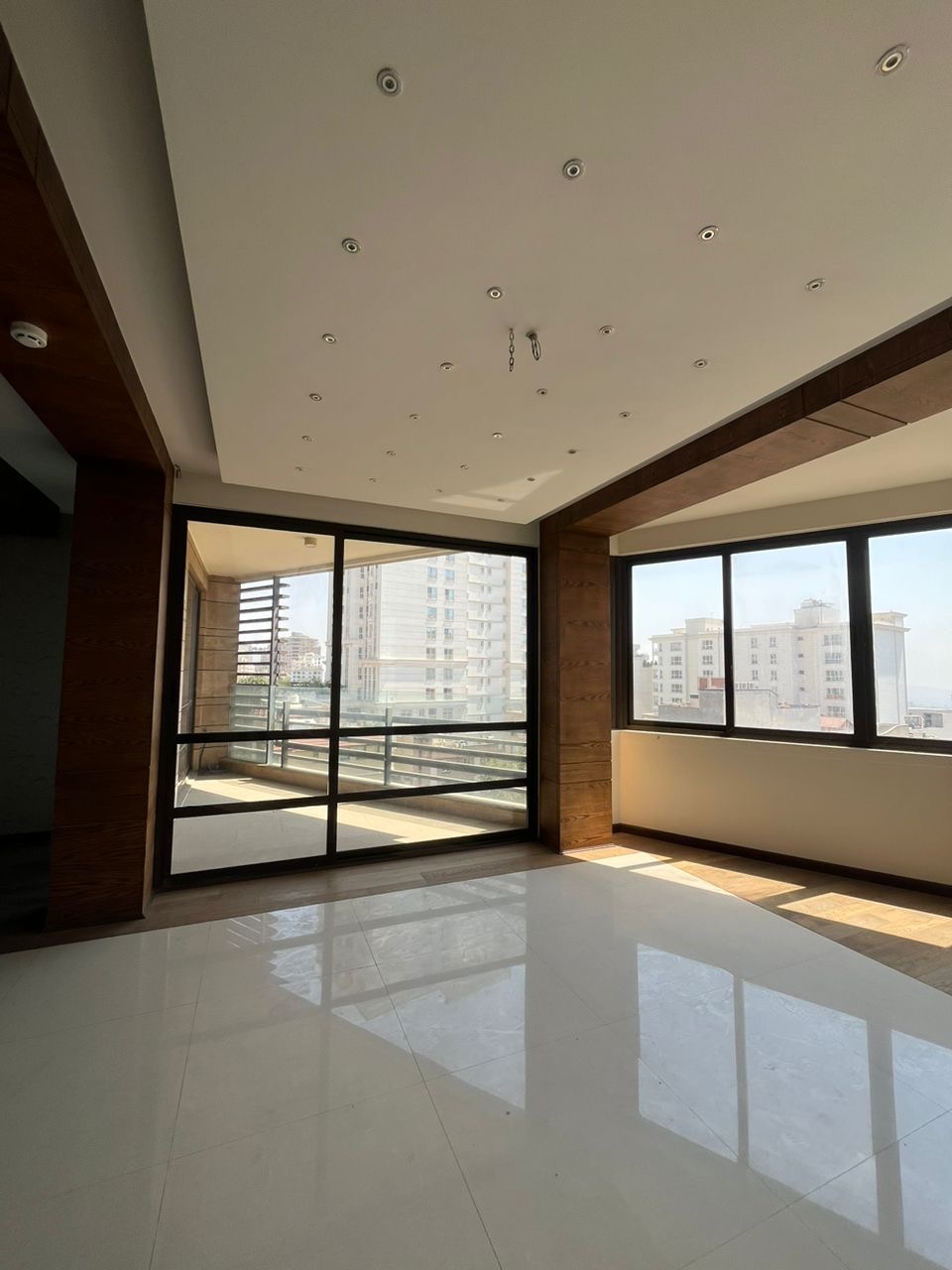 فروش اپارتمان 225 متر نیاوران تک واحدی