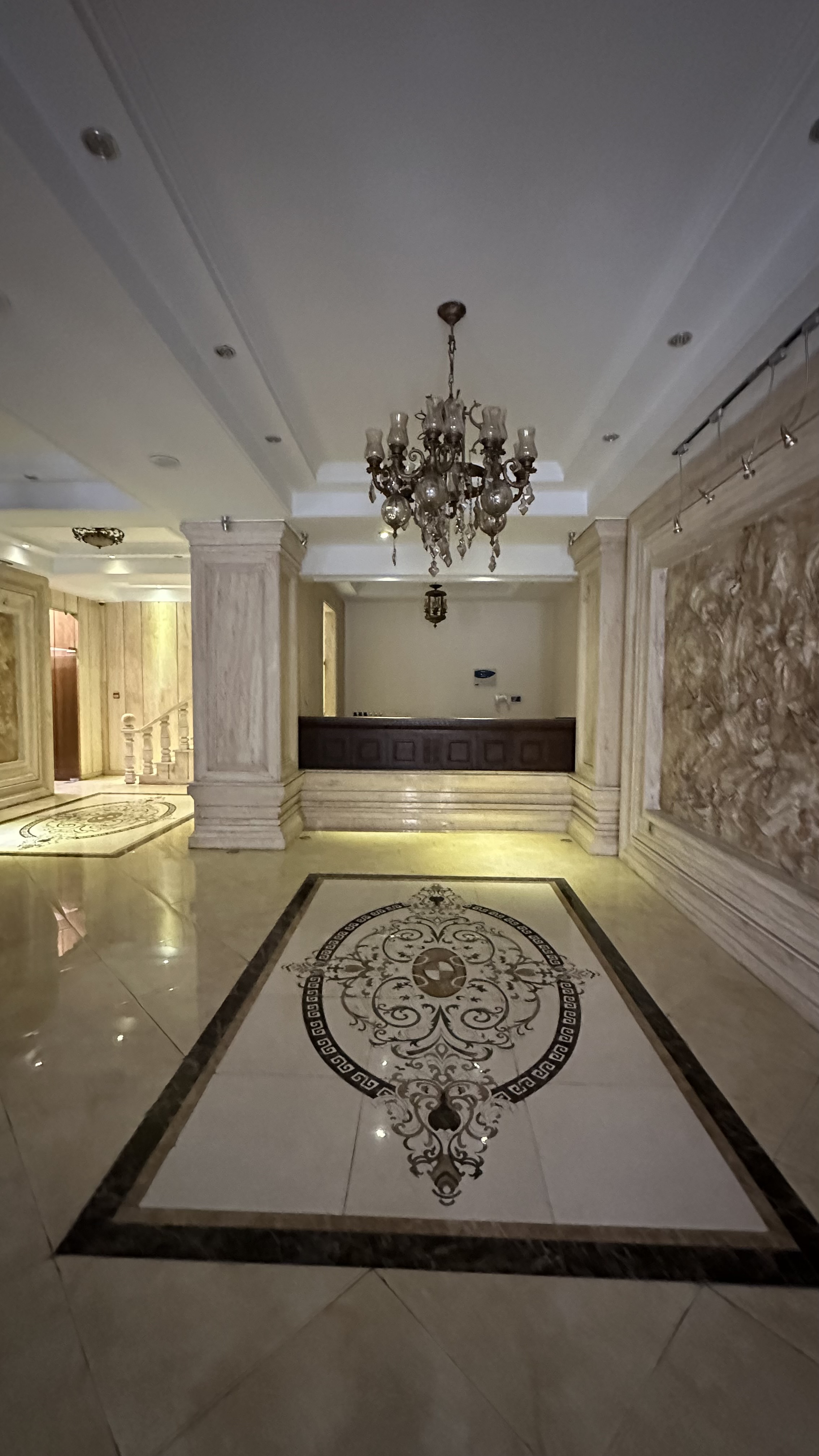 اجاره آپارتمان 95 متر آجودانیه فول مشاعات