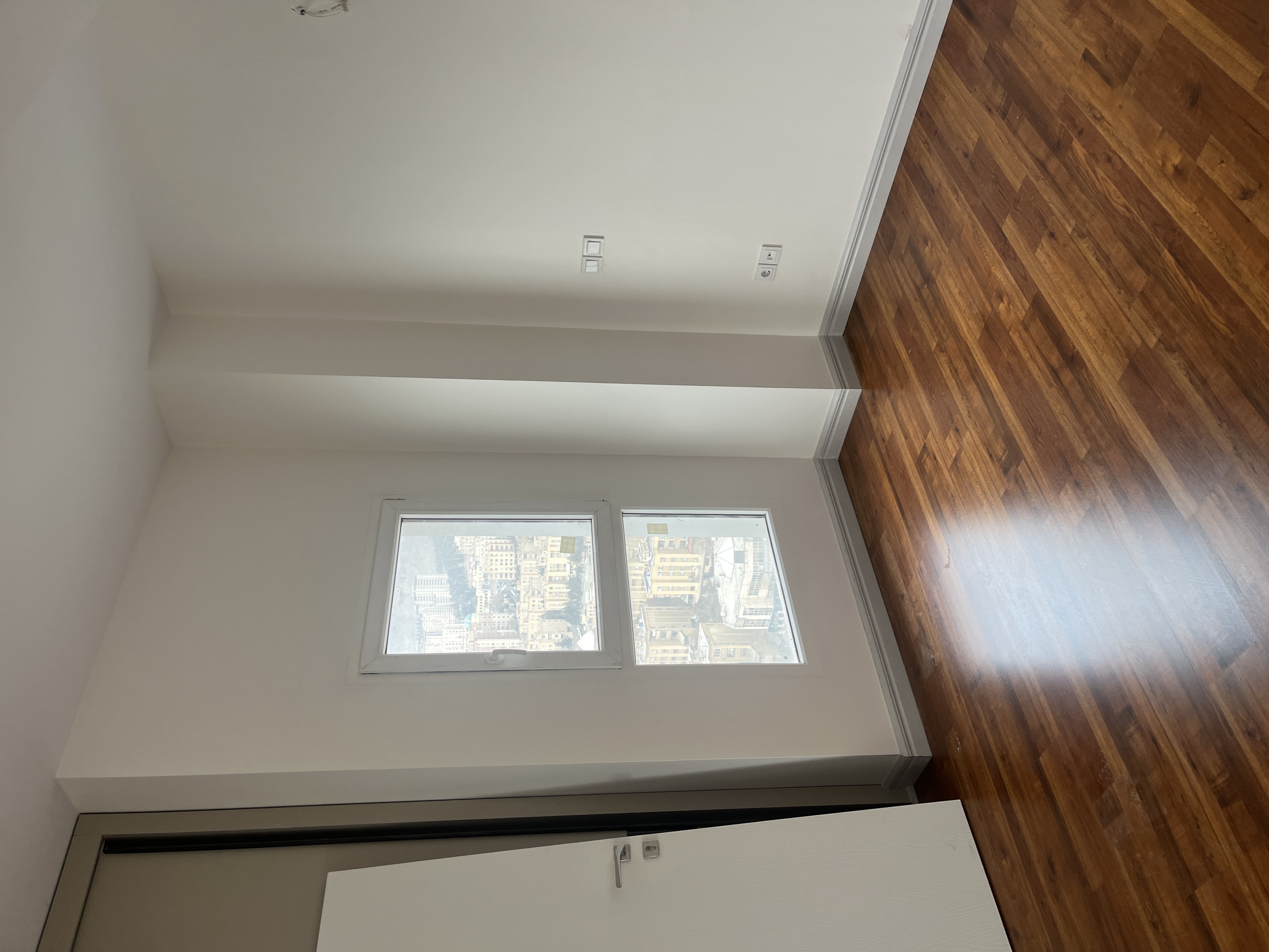 150 متر فول 2 تراس چیدمان 2 پارکینگ