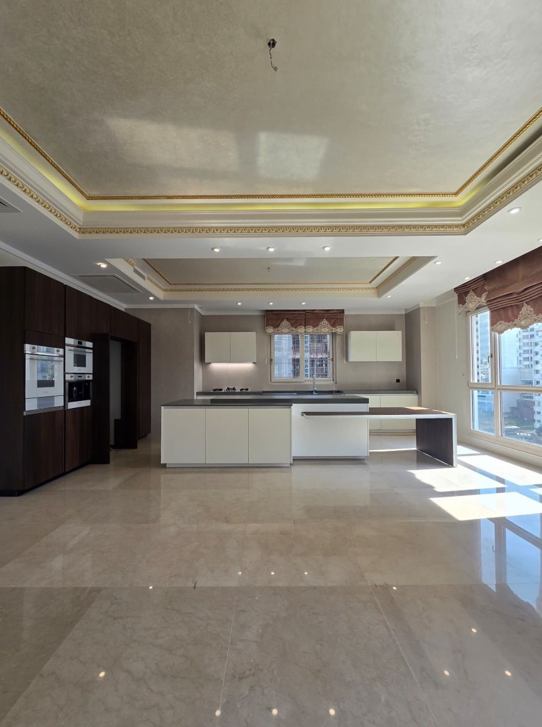 اجاره آپارتمان 330 متر نیاوران مرجان