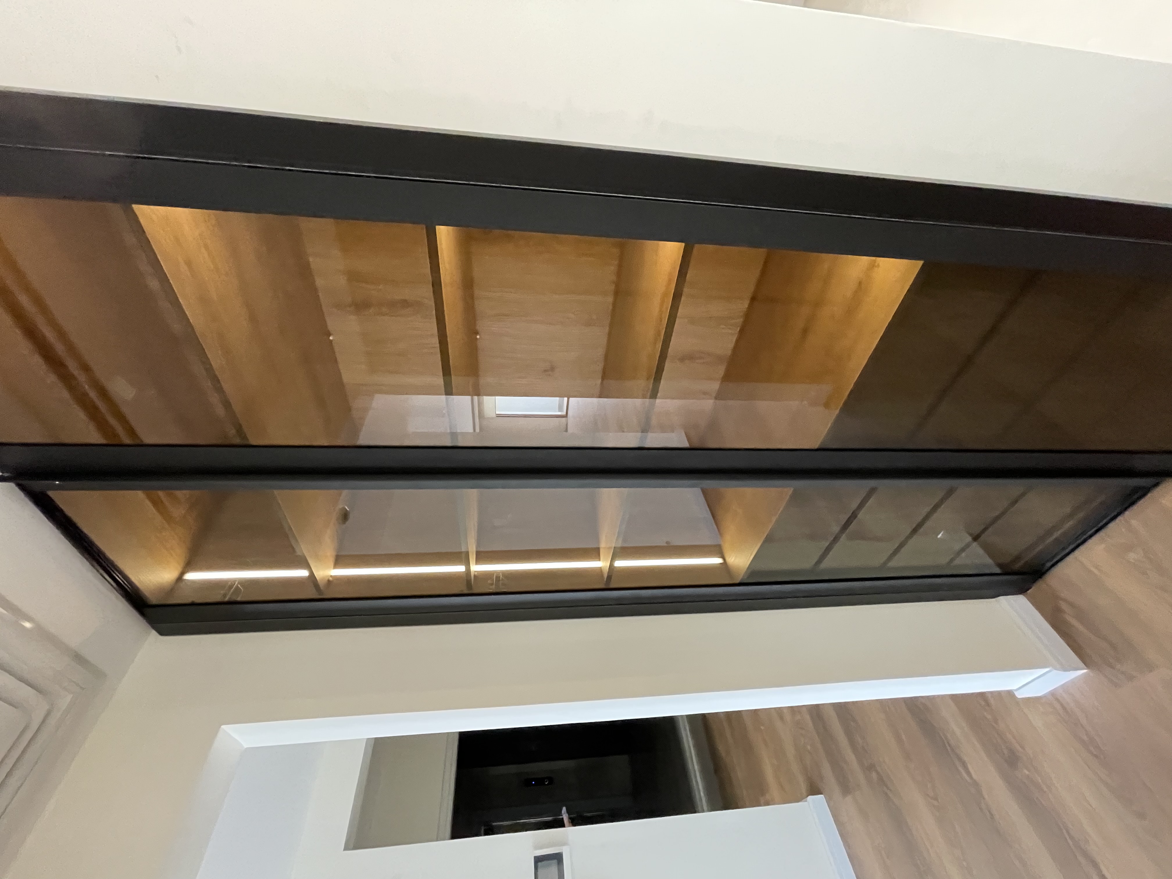 فروش اپارتمان تاپ لوكيشن نياوران٢٦٥متر٣خواب مستر