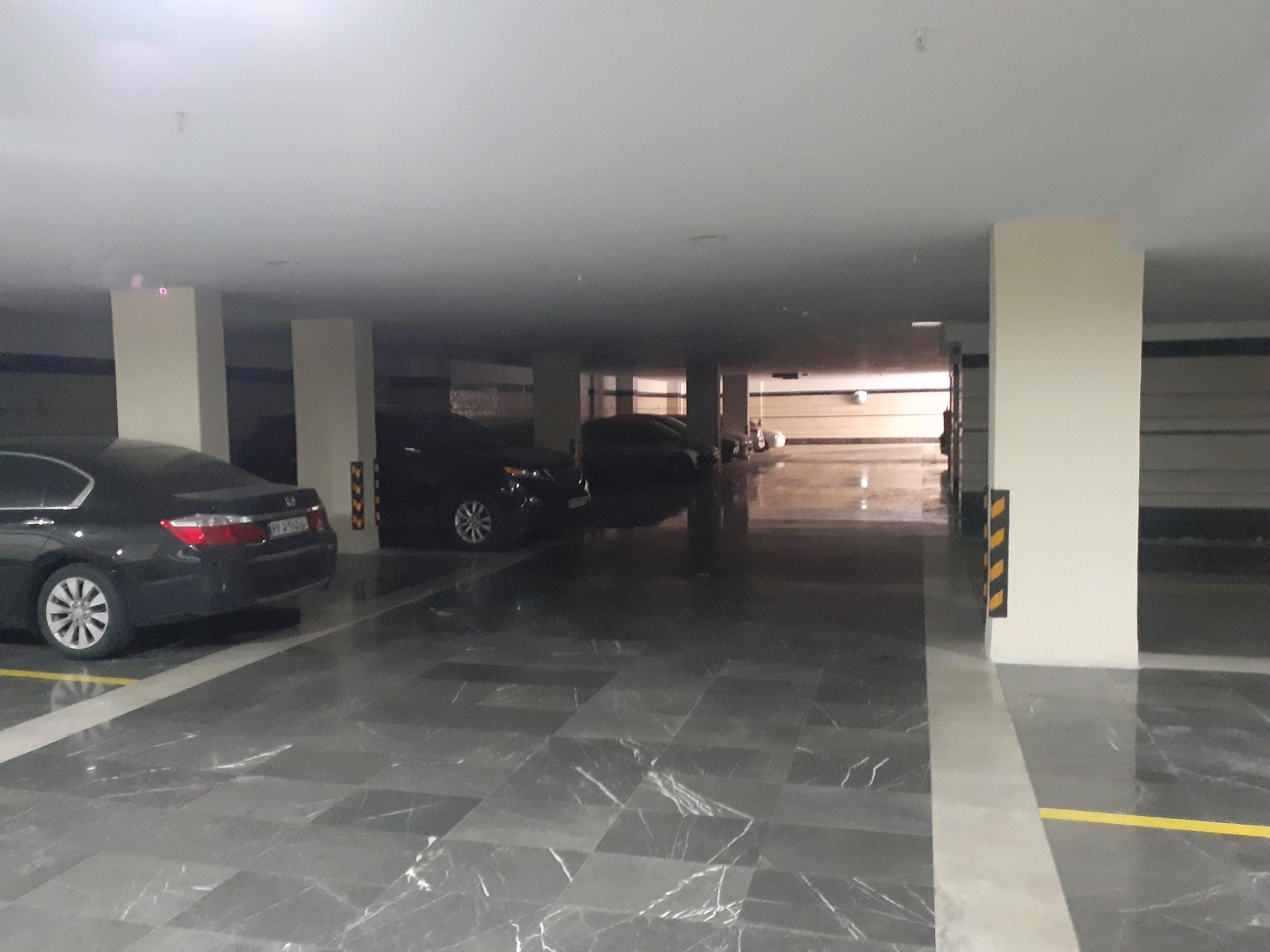 فروش آپارتمان 155 متر درب دوم 2پارکینگ فول امکانات