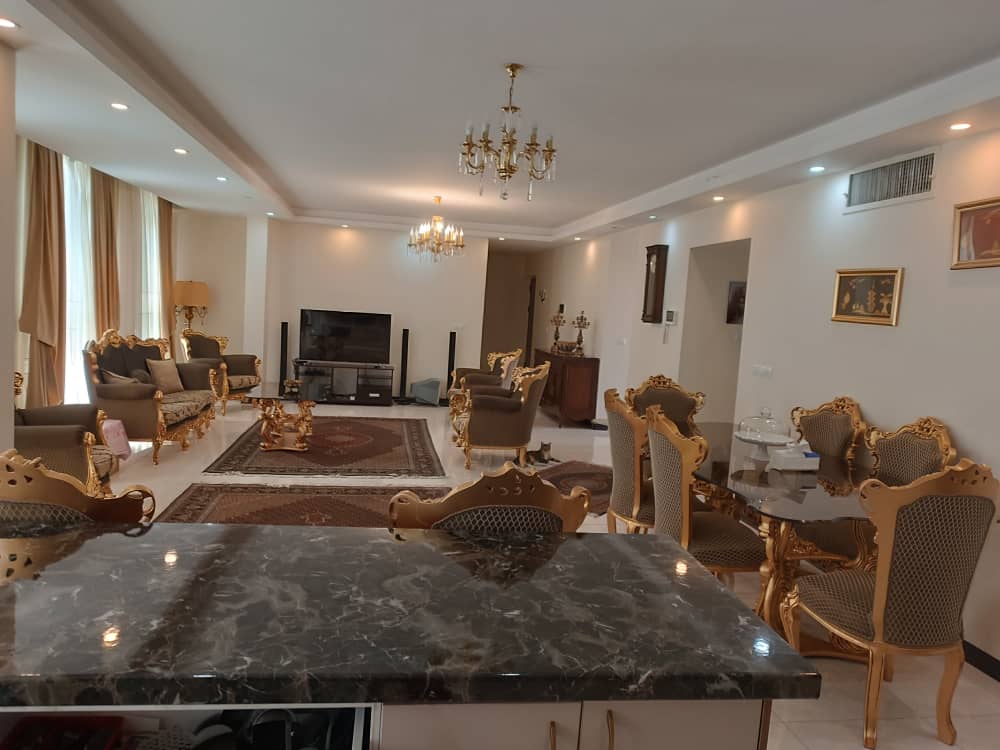 اجاره آپارتمان 140 متری  سالن پرده خور