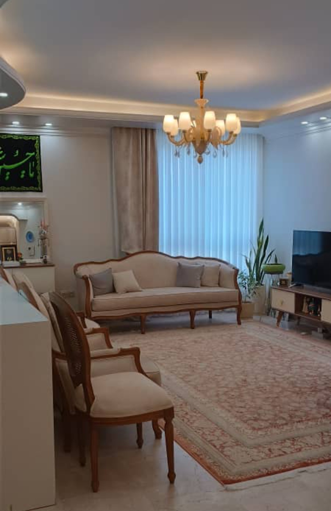 فروش آپارتمان 70متر قلهک غرق نور بالکن دار