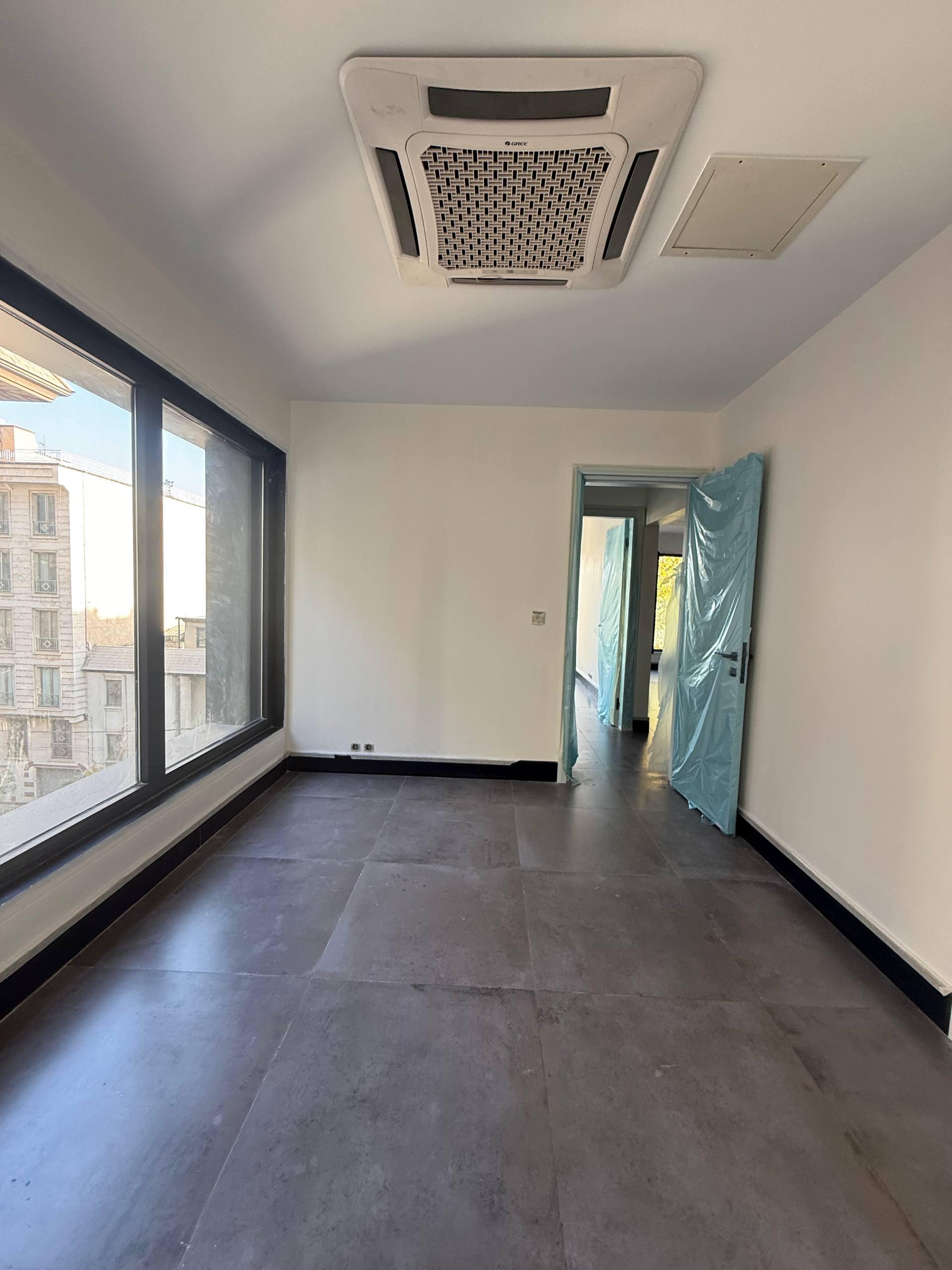 فروش آپارتمان 110 متر کلید نخورده در نیاوران