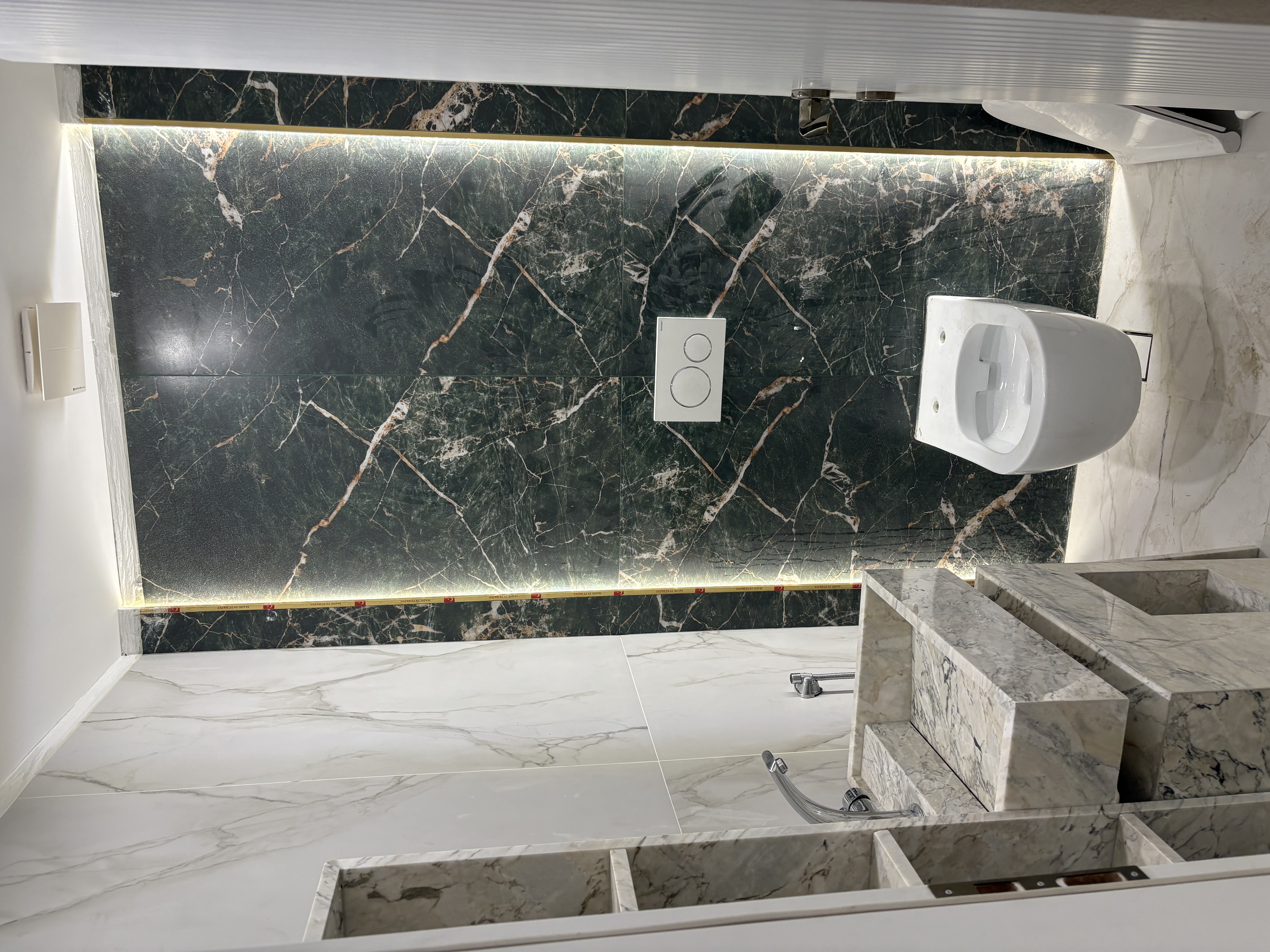 اجاره اپارتمان 110متر قیطریه نوساز کلیدنخورده