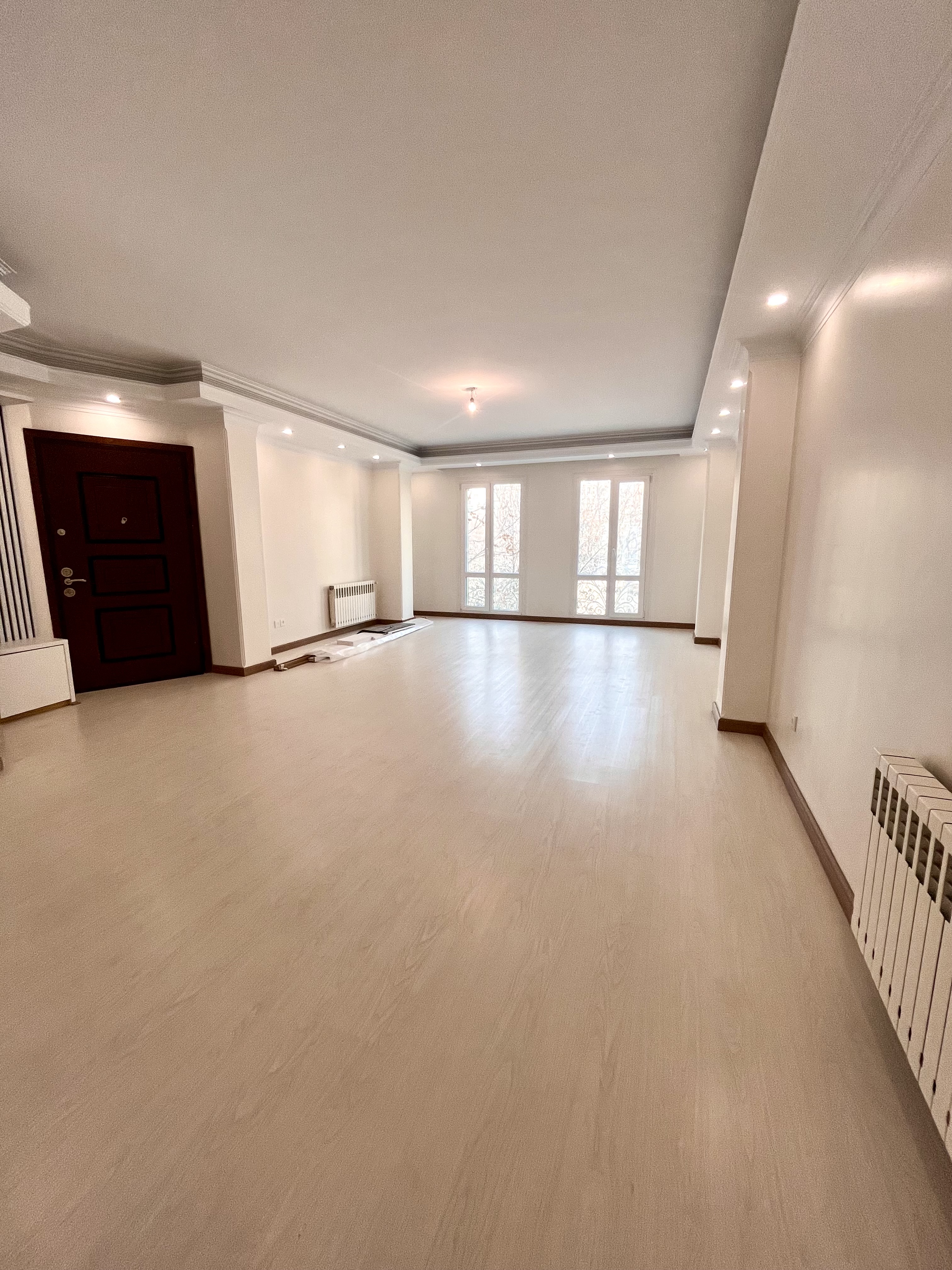 فروش آپارتمان پارک قیطریه 125 متر 2 خواب / ویو پارک