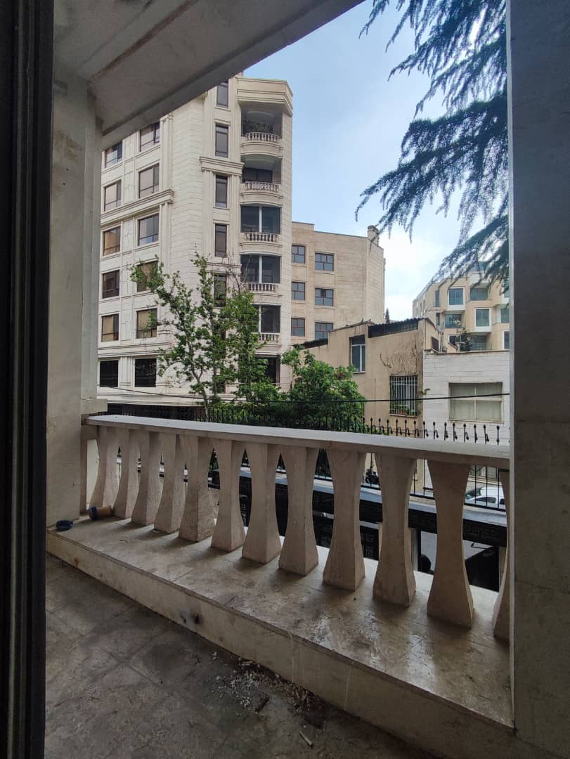 فروش آپارتمان 180متر فرمانیه 2پارکینگ