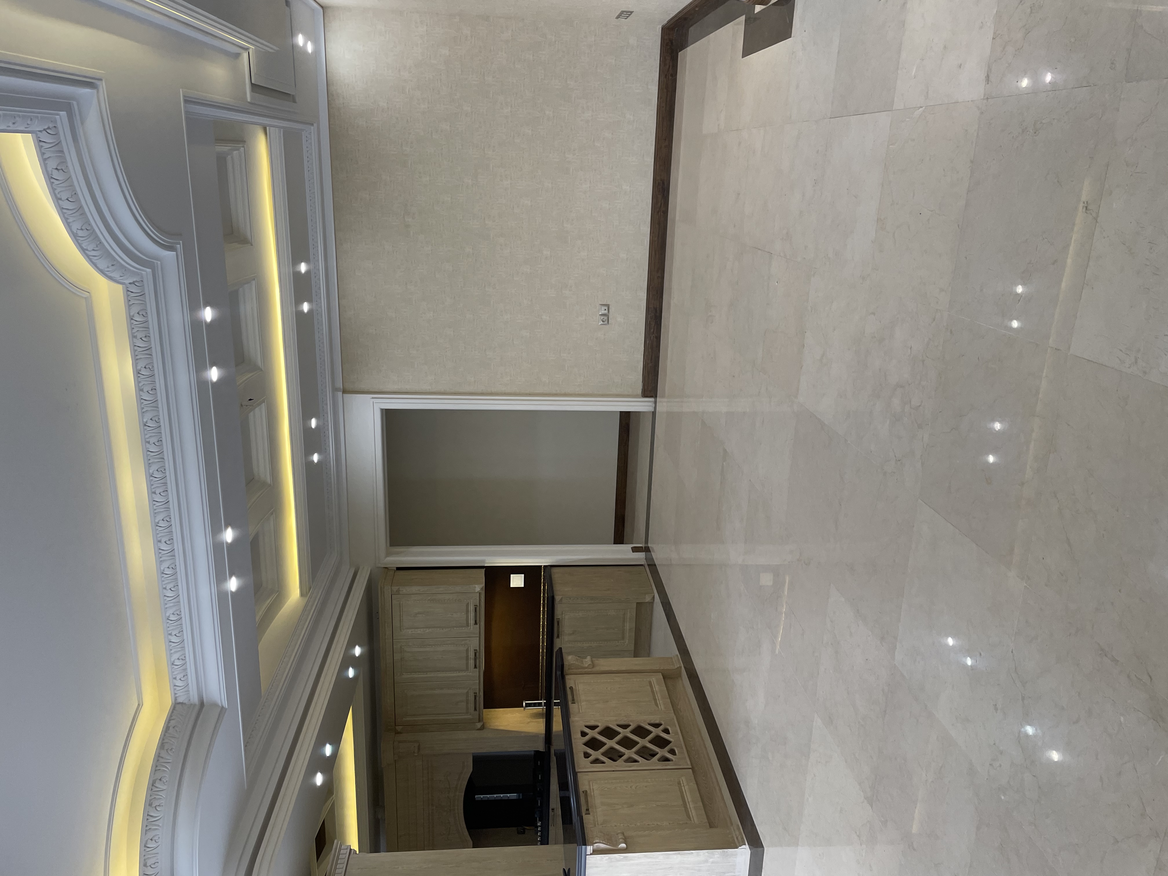 اجاره آپارتمان 220 متر فرمانیه فول مشاعات