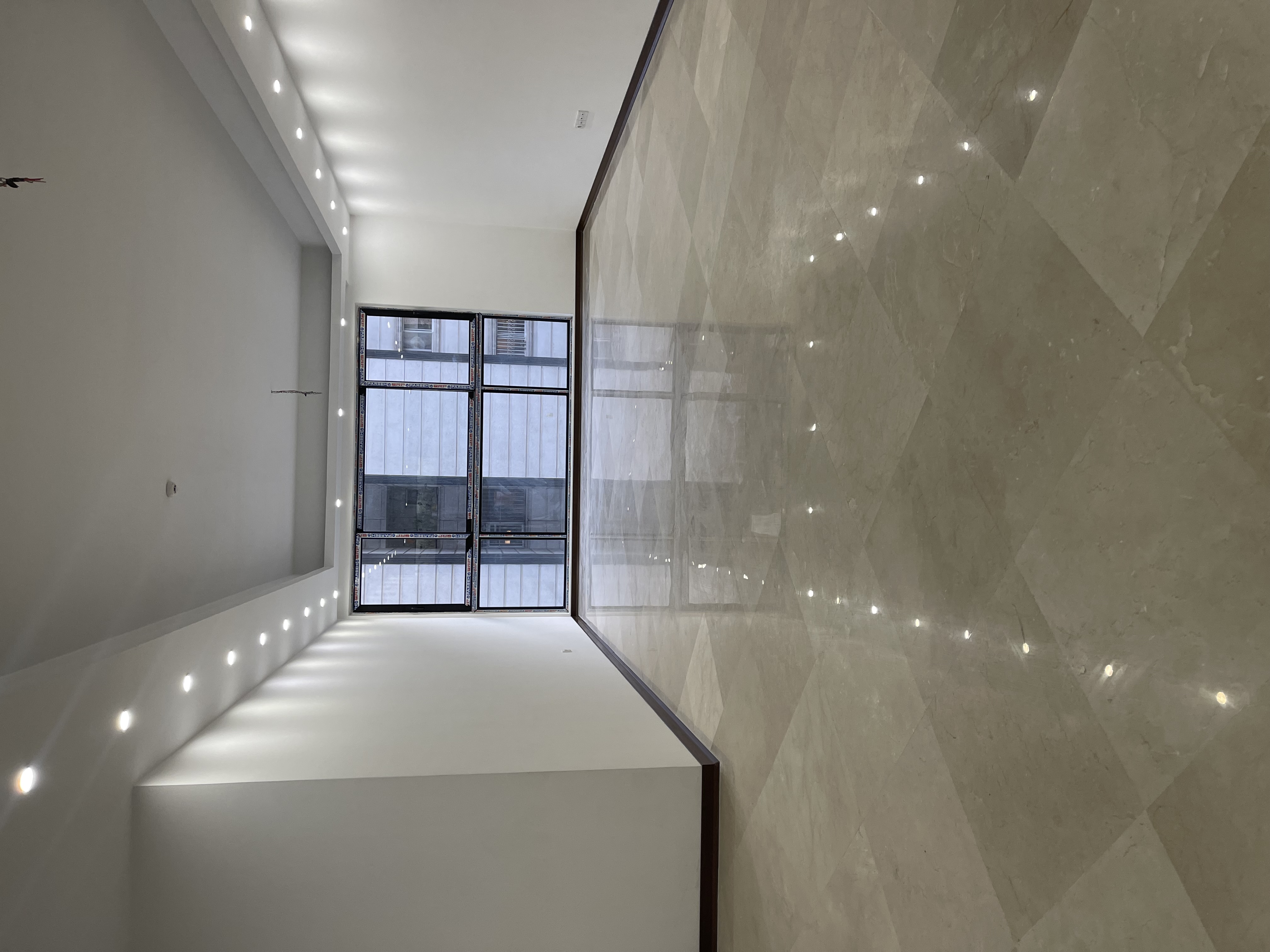 فروش آپارتمان در اقدسیه125مترفول امکانات