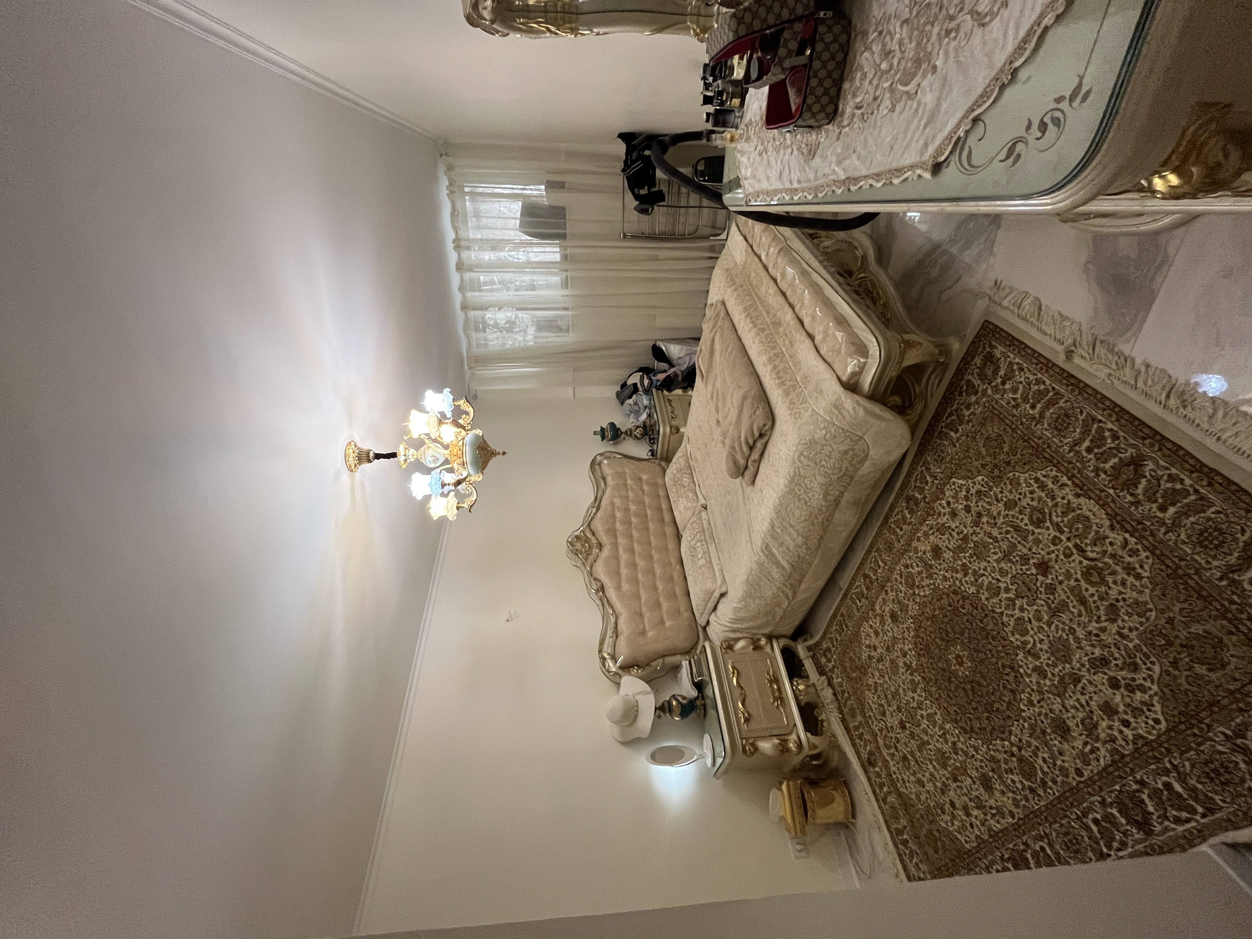 اجاره آپارتمان 240 متر نیاوران ویلایی