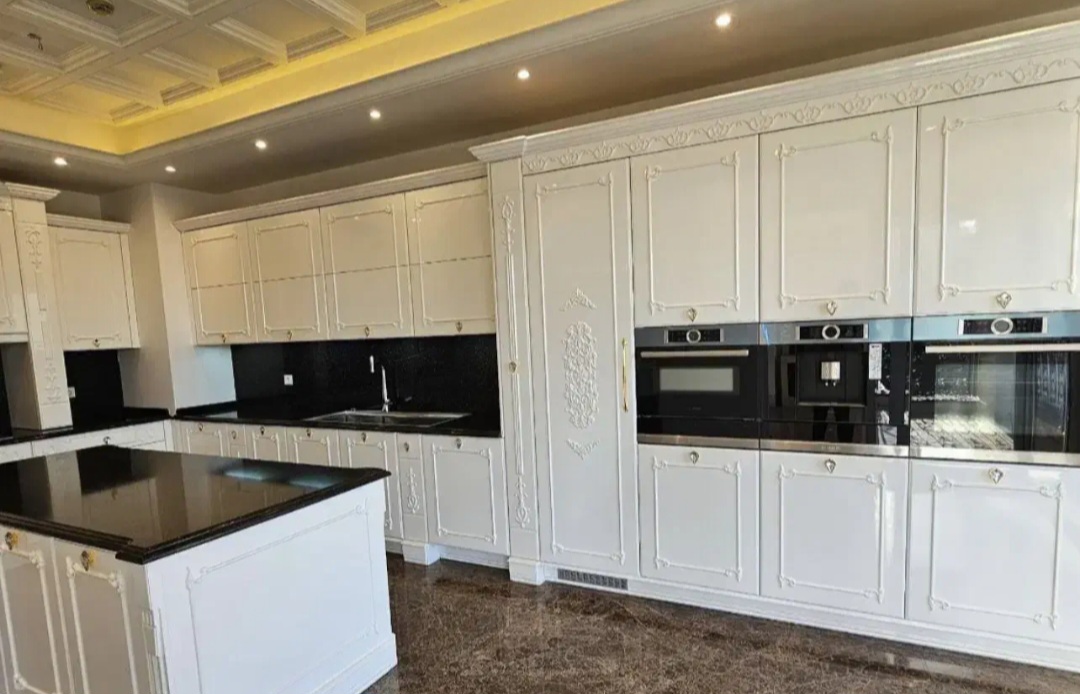 اجاره آپارتمان 210 متر فرمانیه فول مشاعات