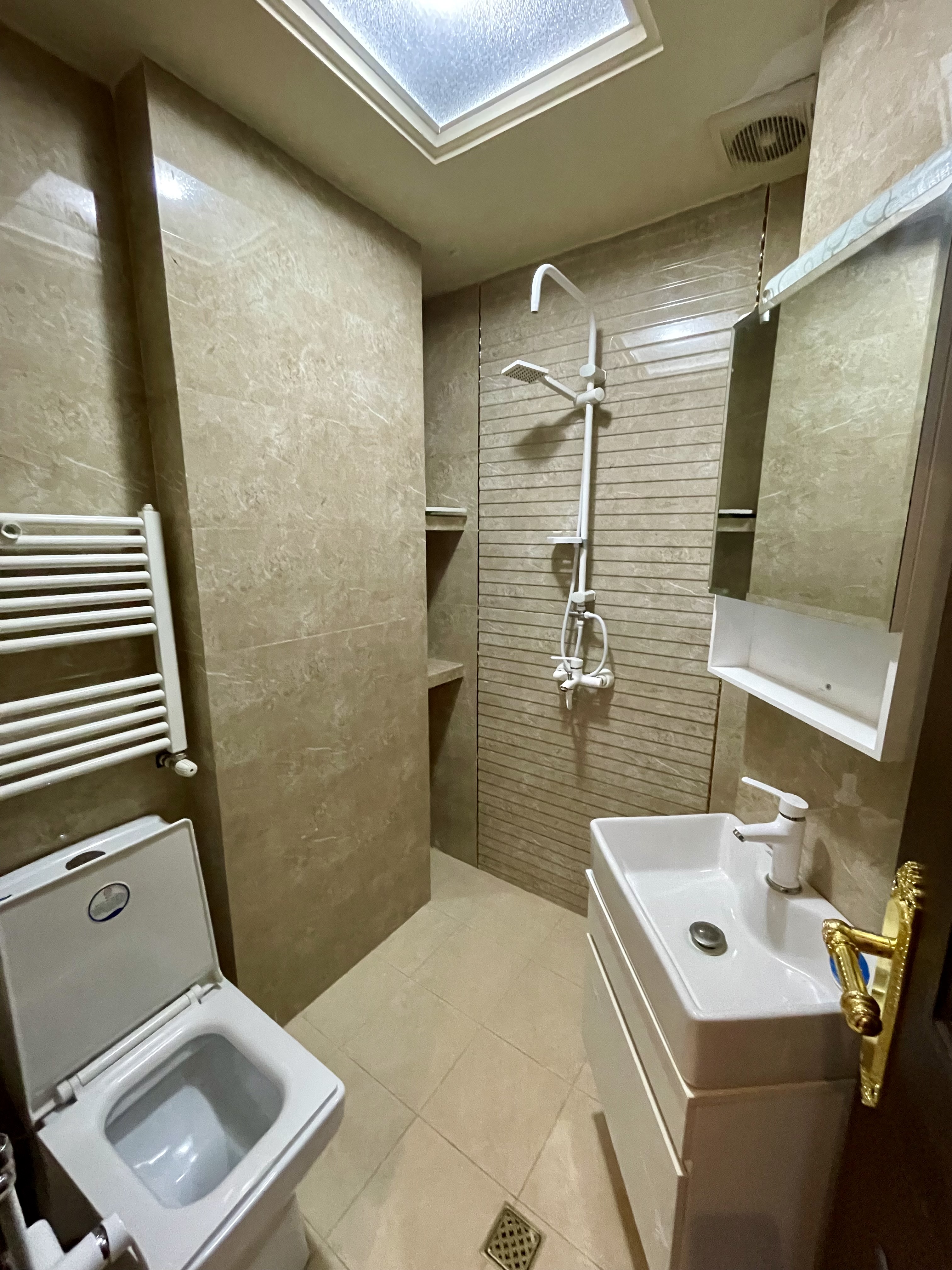 اجاره آپارتمان 165 متر نیاوران