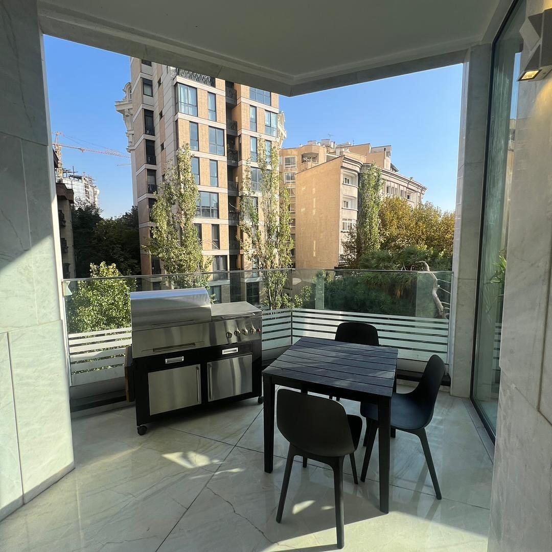 اجاره آپارتمان 190 متر نیاوران مدرن نما آکواریمی