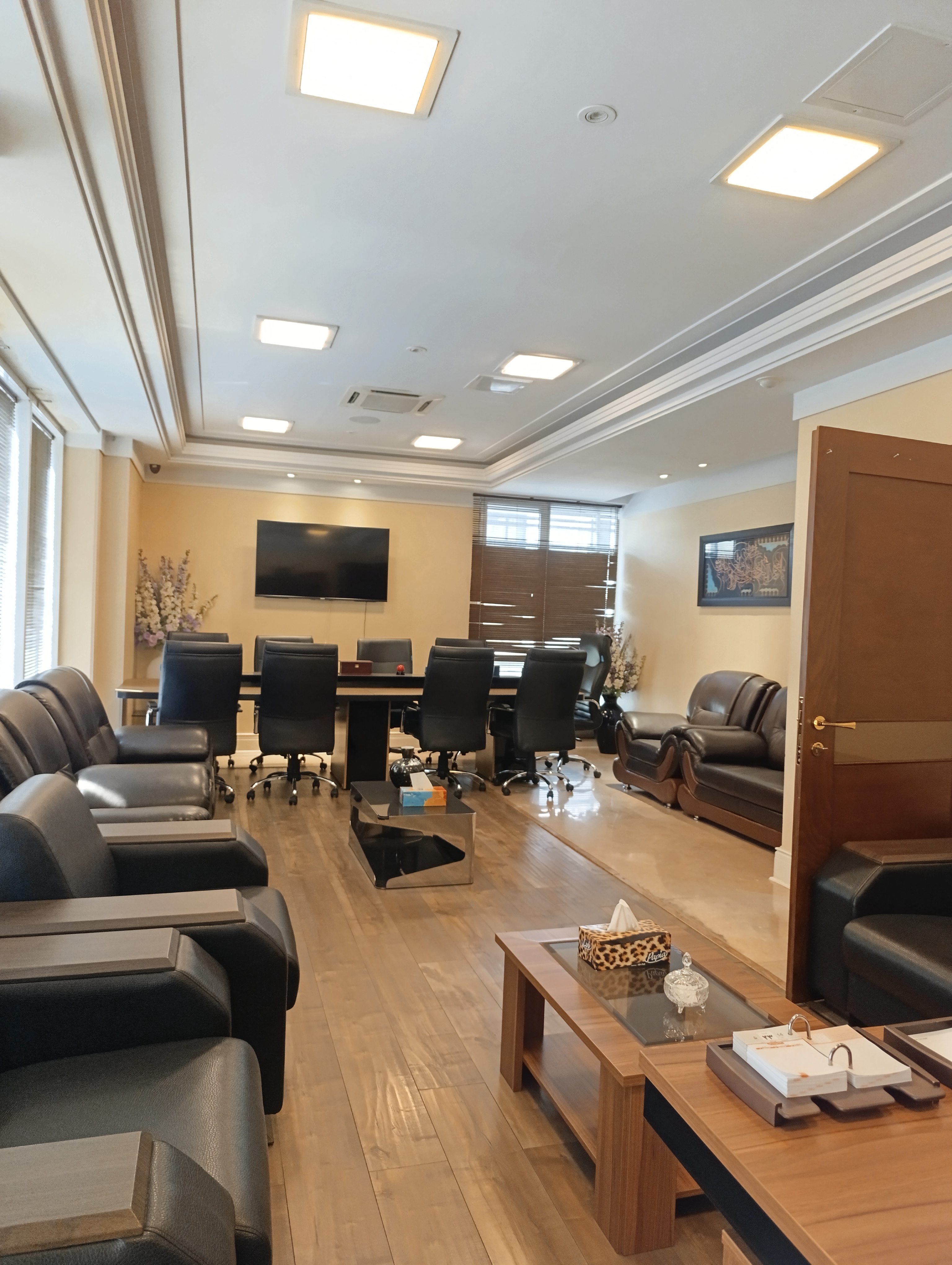 اجاره اداری 130متر آجودانیه