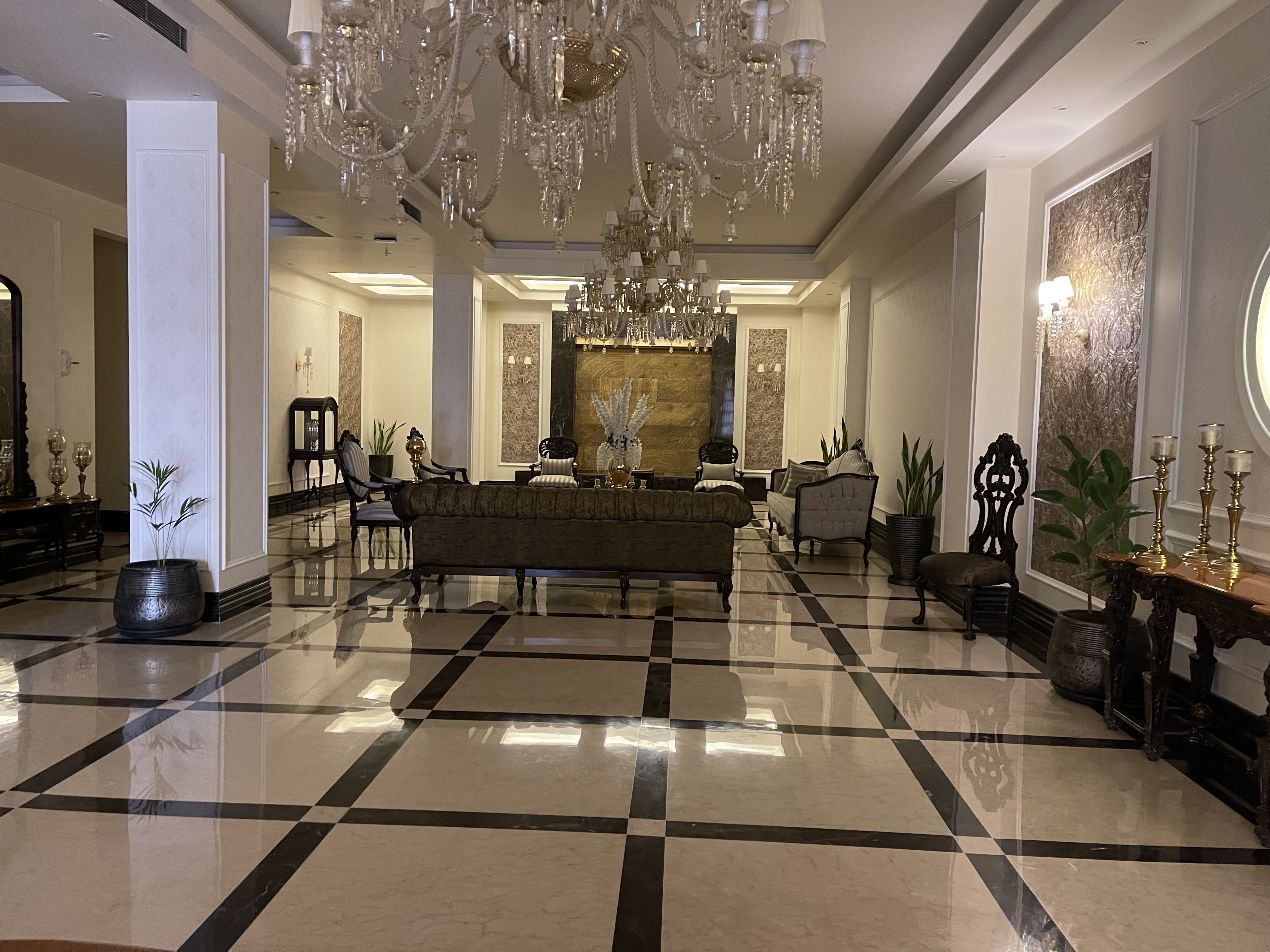 اجاره آپارتمان 130متر 3خواب فرمانیه شرقی