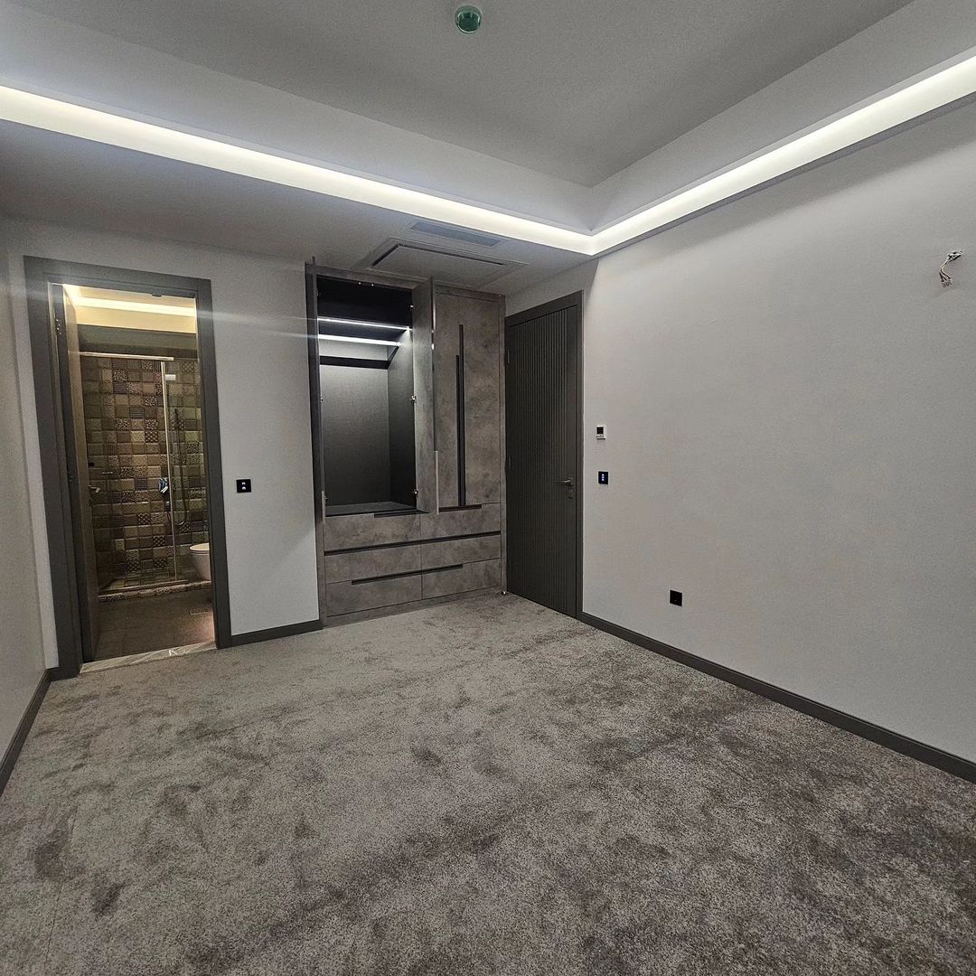 اجاره آپارتمان 220 متر نیاوران