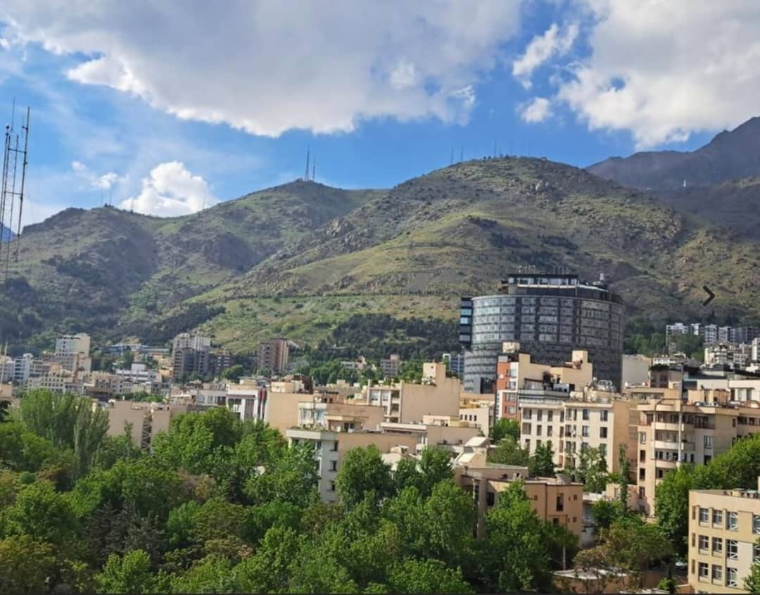 فروش برج 131 متر کامرانیه آقایی