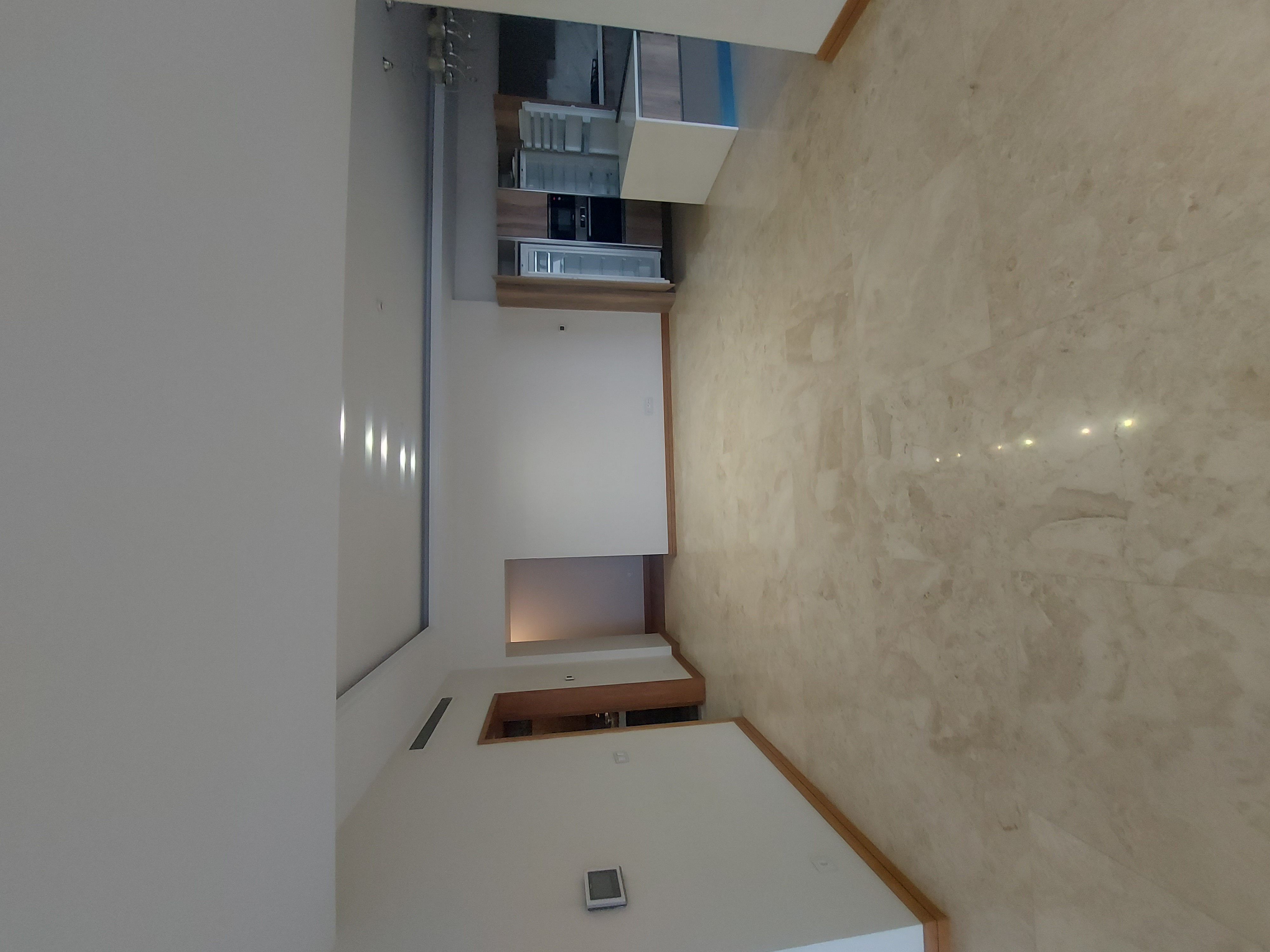 فروش برج باغ 190متر 3خواب فول بازسازی سه جهت نور و ویو