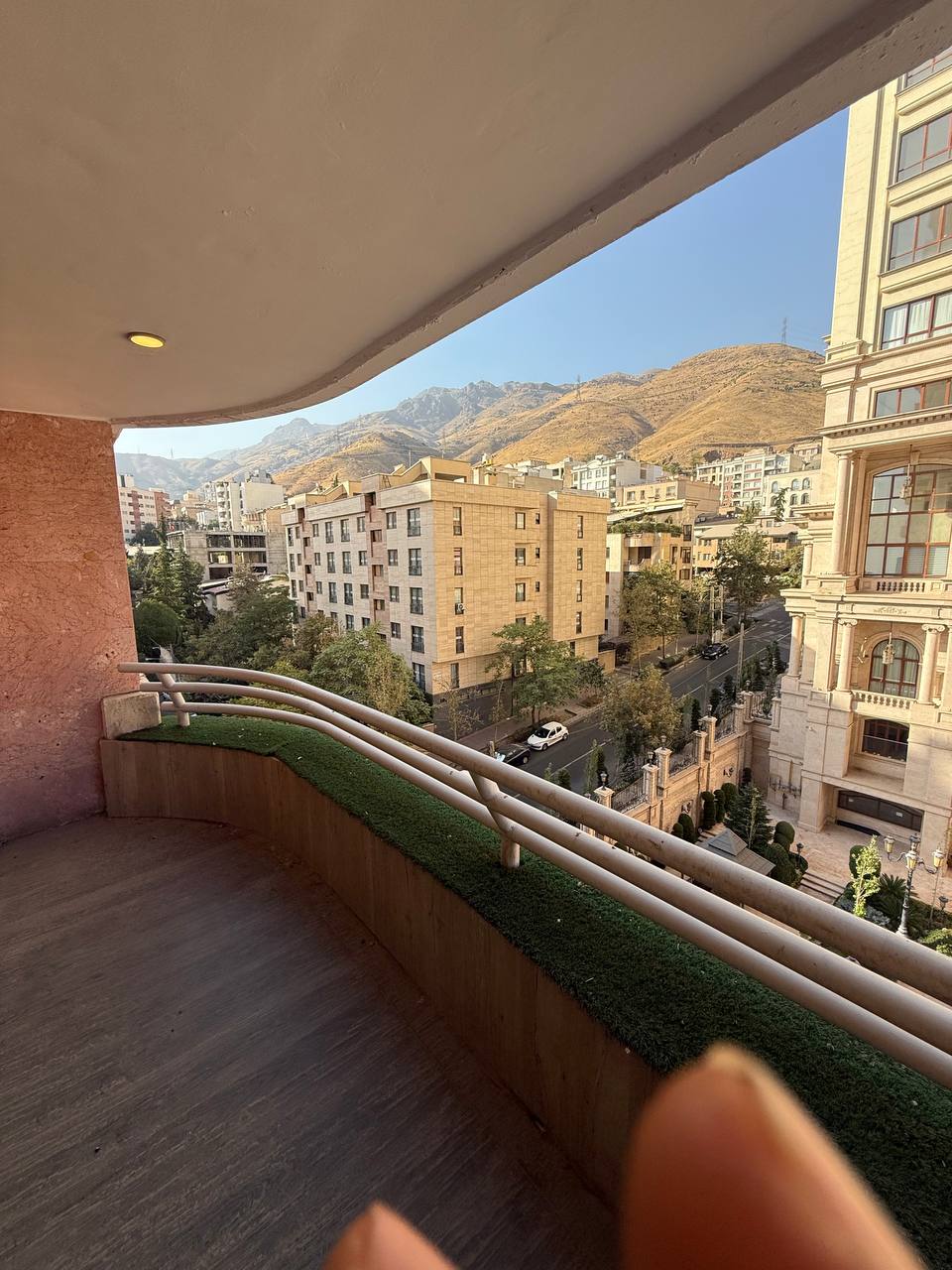 اجاره آپارتمان 190متر نیاوران ویو شهر و کوهستان