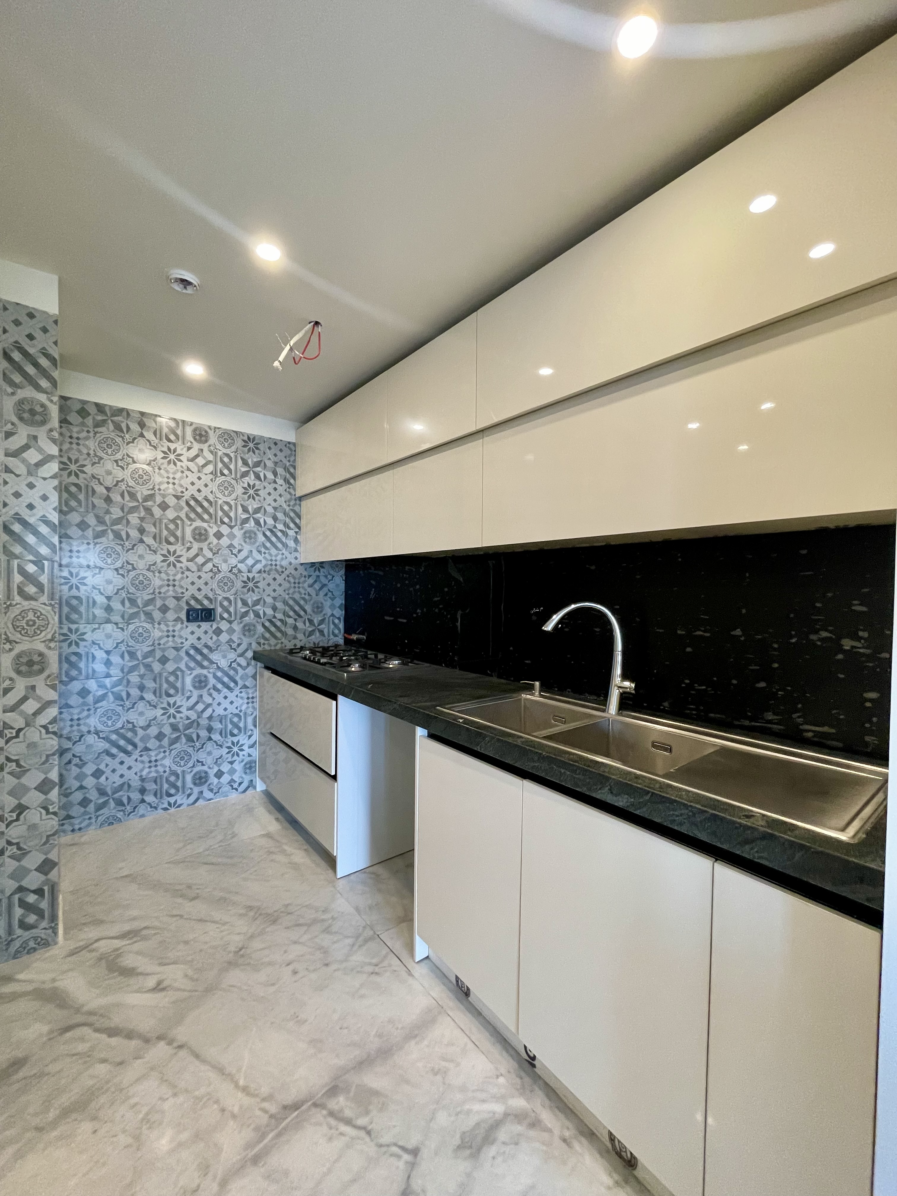 اجاره آپارتمان 225 متر فرمانیه لوکس مدرن سه خواب