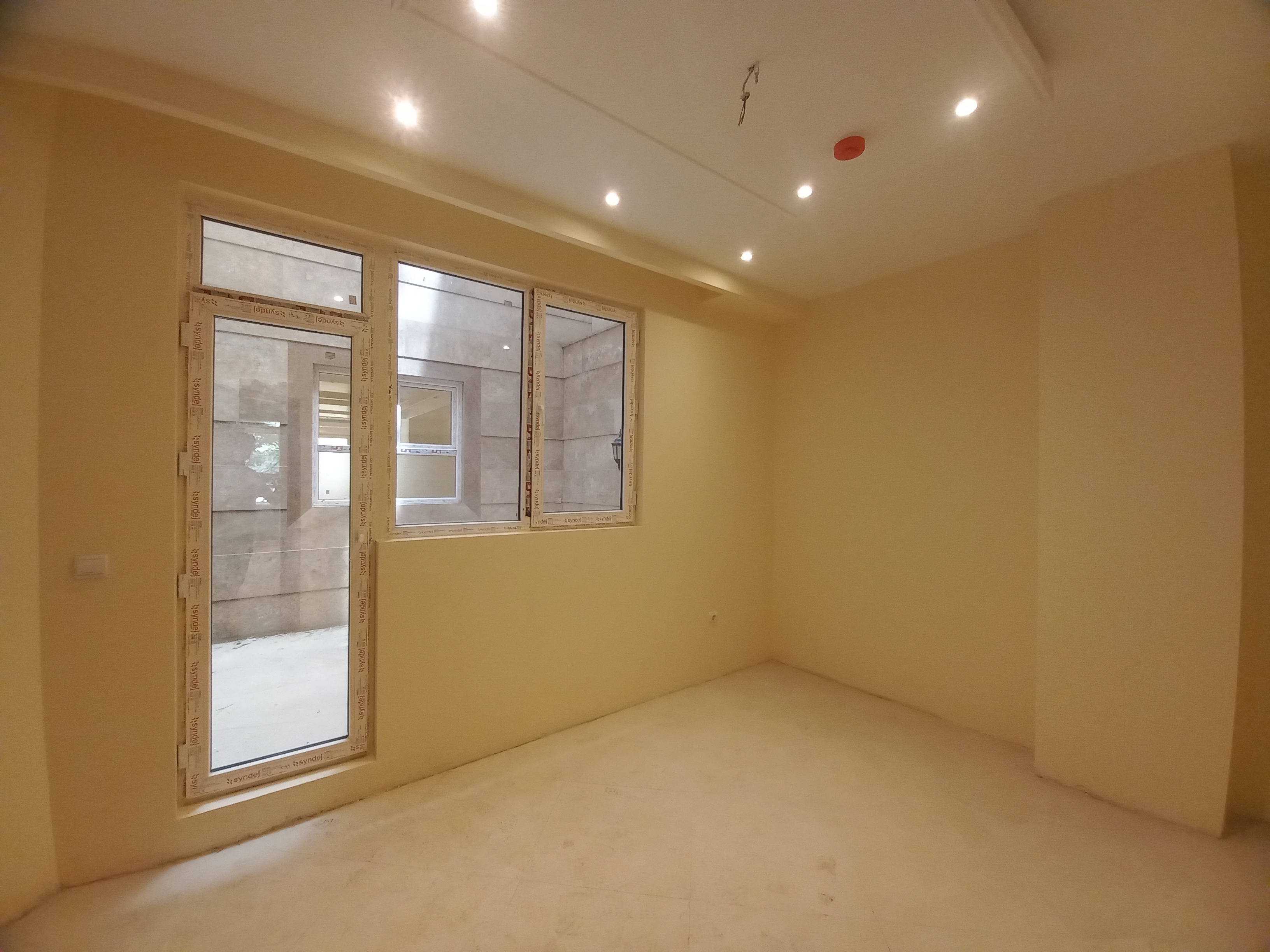 فروش/۱۹۰متر/هروی/سه خواب