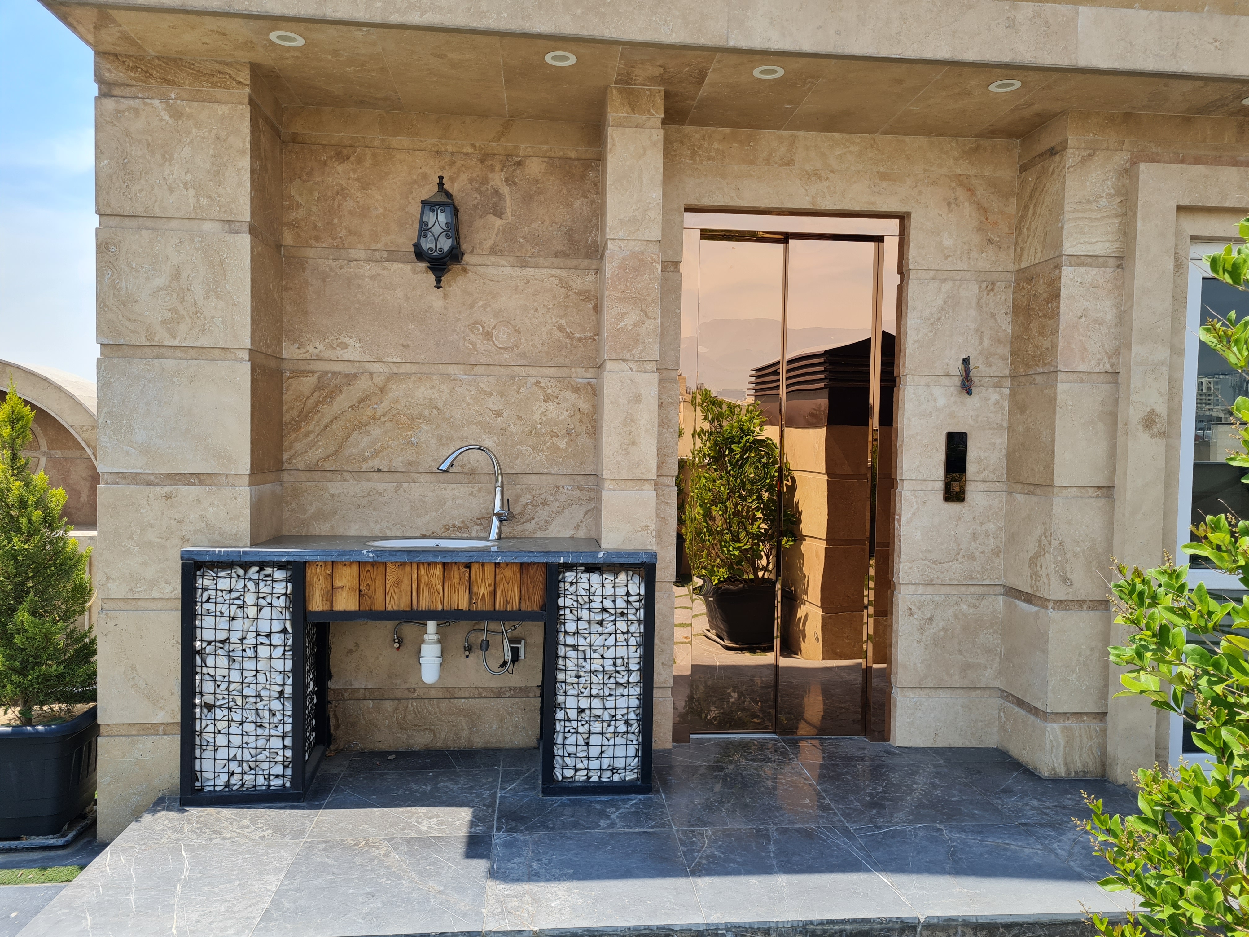 فروش آپارتمان 200 متر فرمانیه شرقی کلاسیک