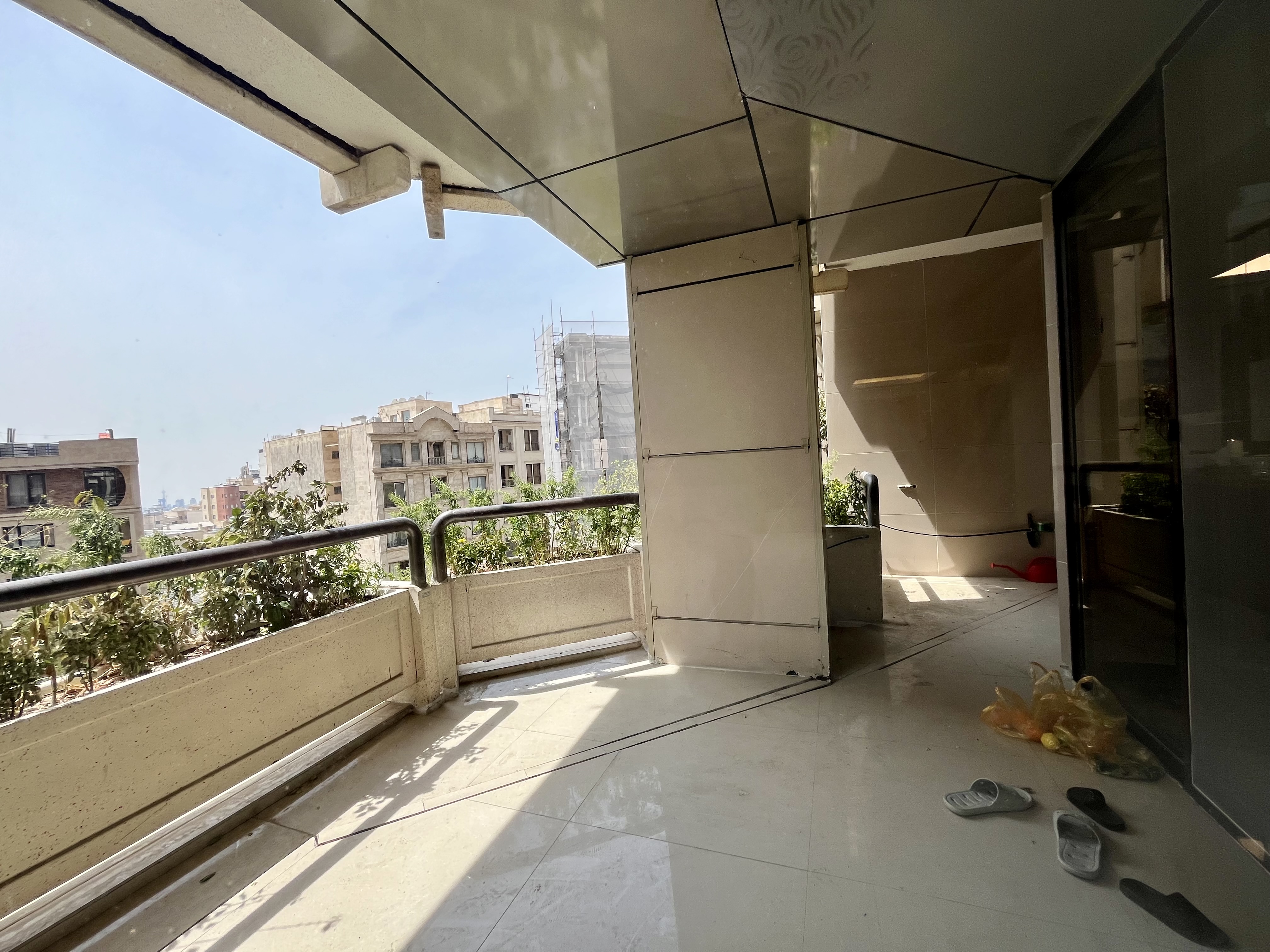 اجاره آپارتمان 230 متر نیاوران تراس سرتاسری