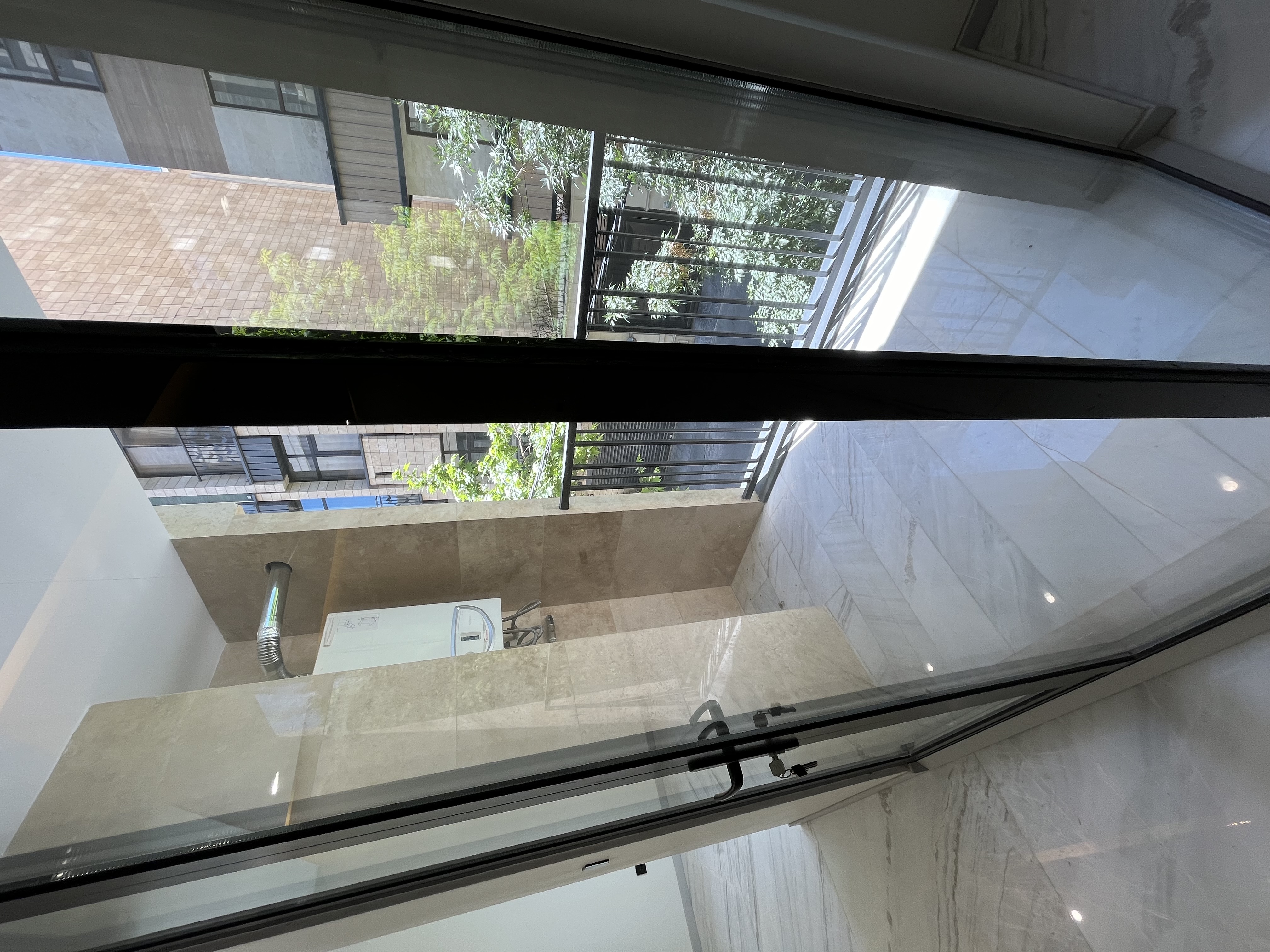 فروش آپارتمان 135 متر نوساز مدرن دیباجی