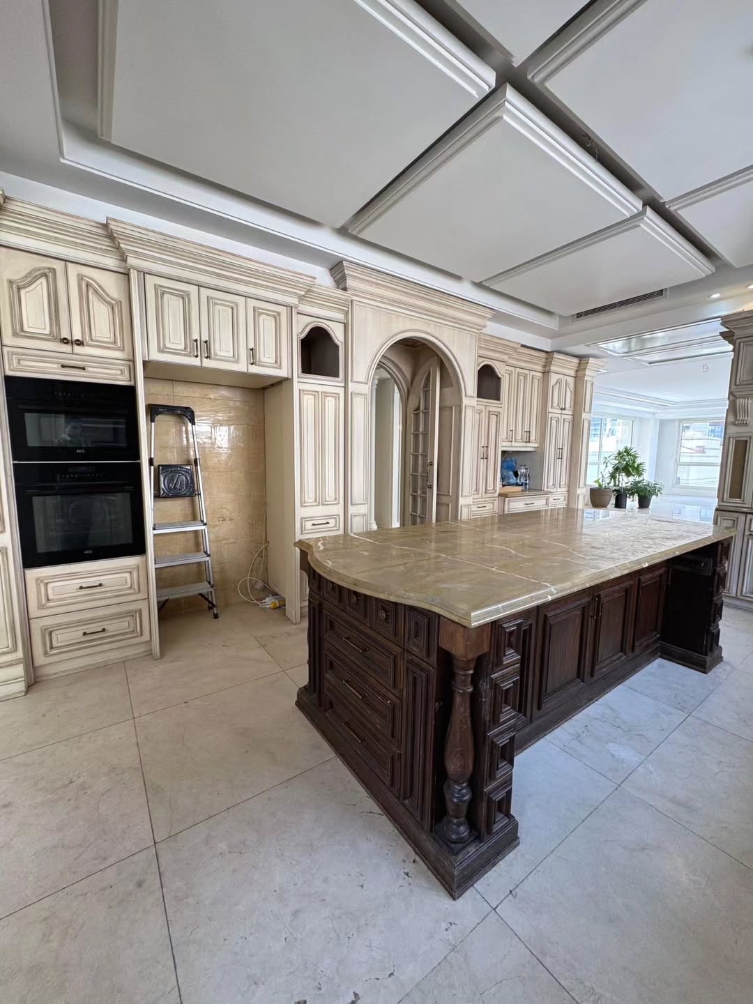 فروش آپارتمان 212متر فرمانیه فول بازسازی اروپایی