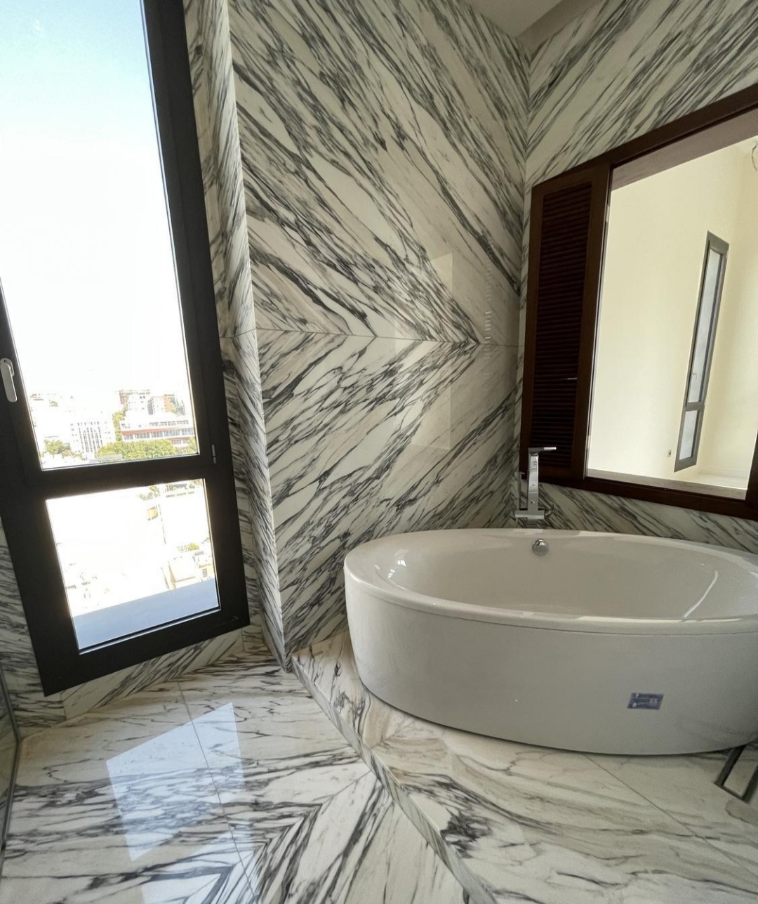 فروش آپارتمان 125 متر فرمانیه برج مدرن هتلینگ