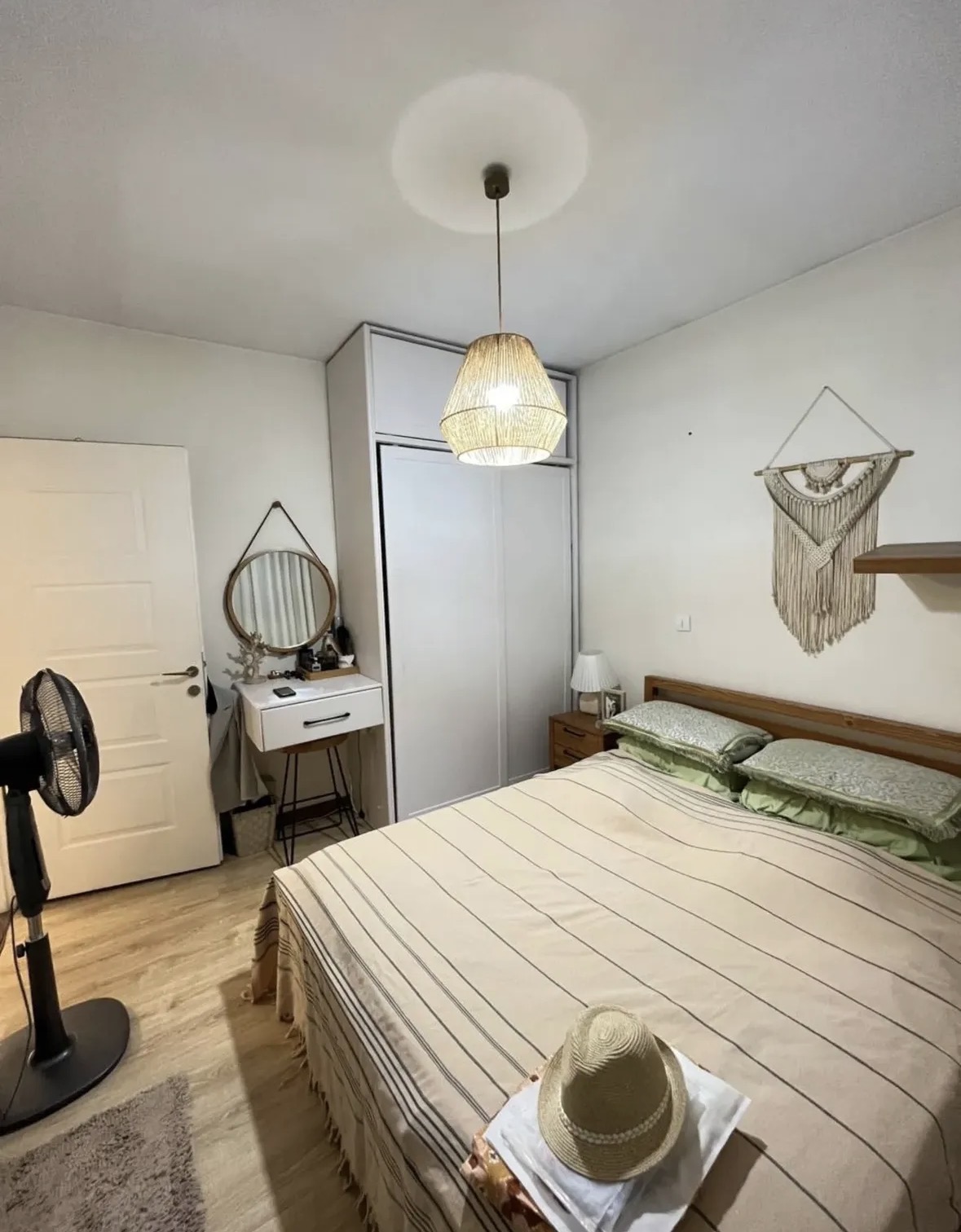 فروش آپارتمان 55 متر دولت غرق نور تک واحدی