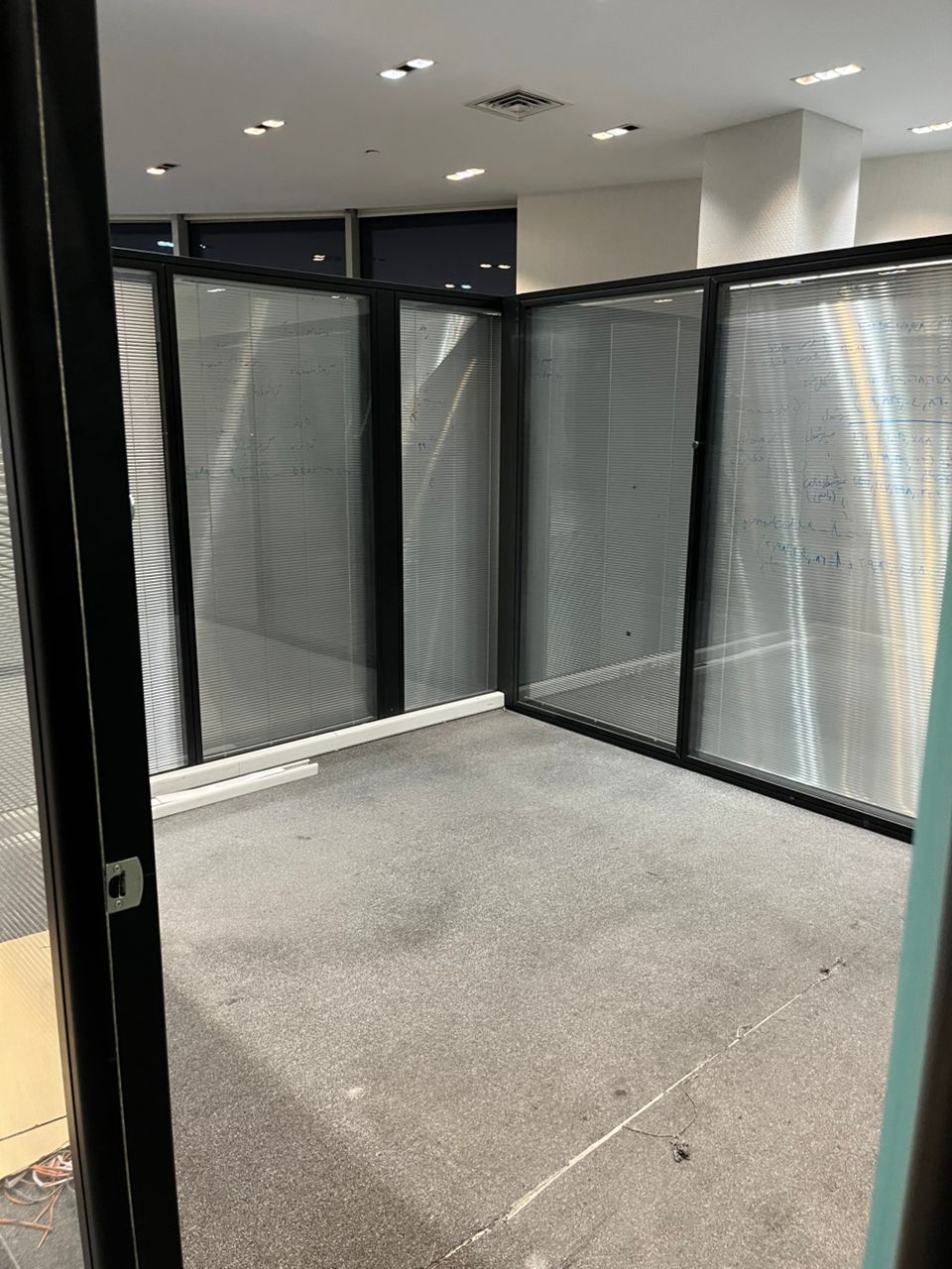 اجاره اداری 150 متر نیاوران اطلس مال