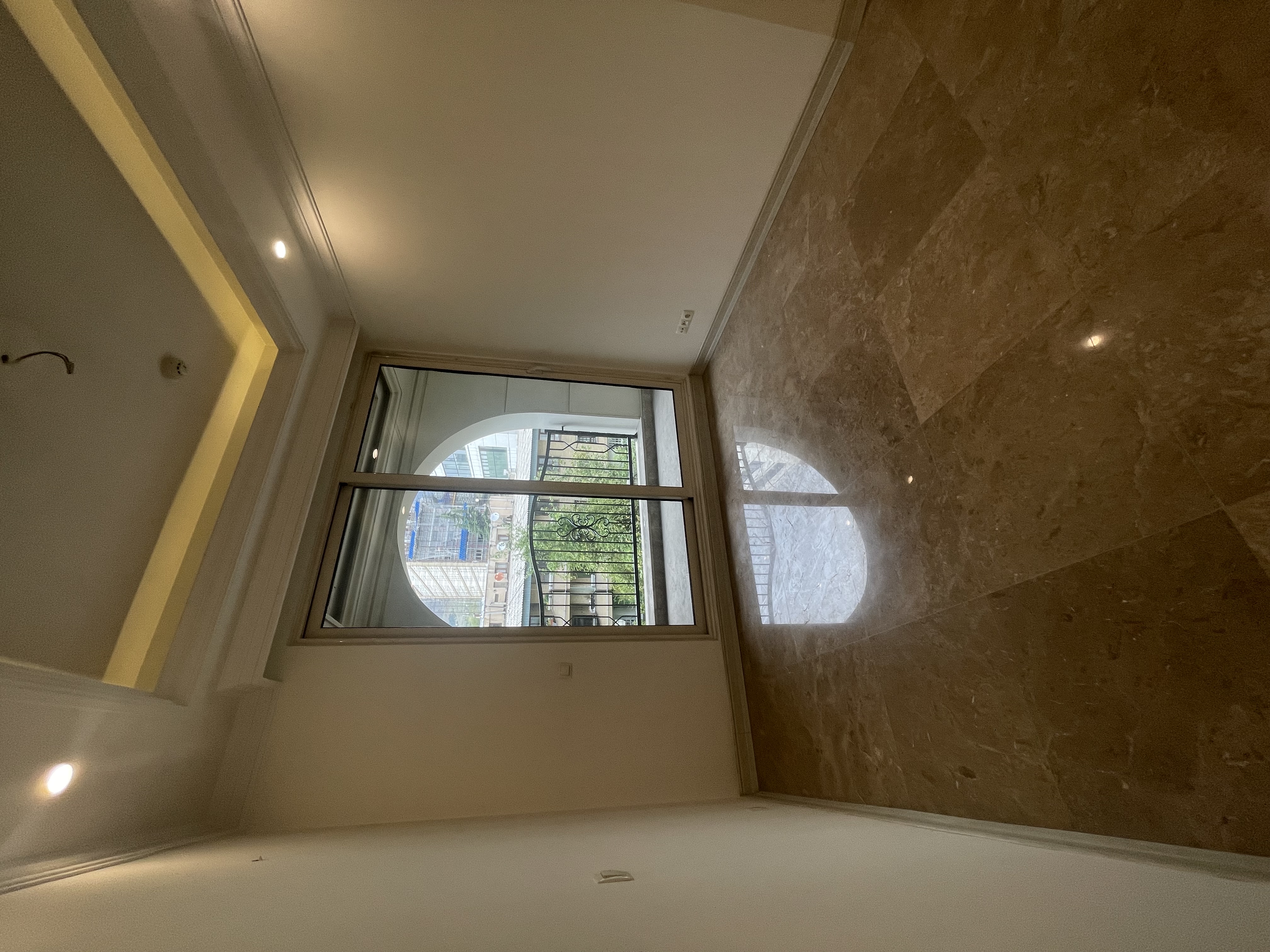 اجاره اپارتمان 120 متر 2 خواب تراس قابل چیدمان ویو ساختمان فول مشاعات