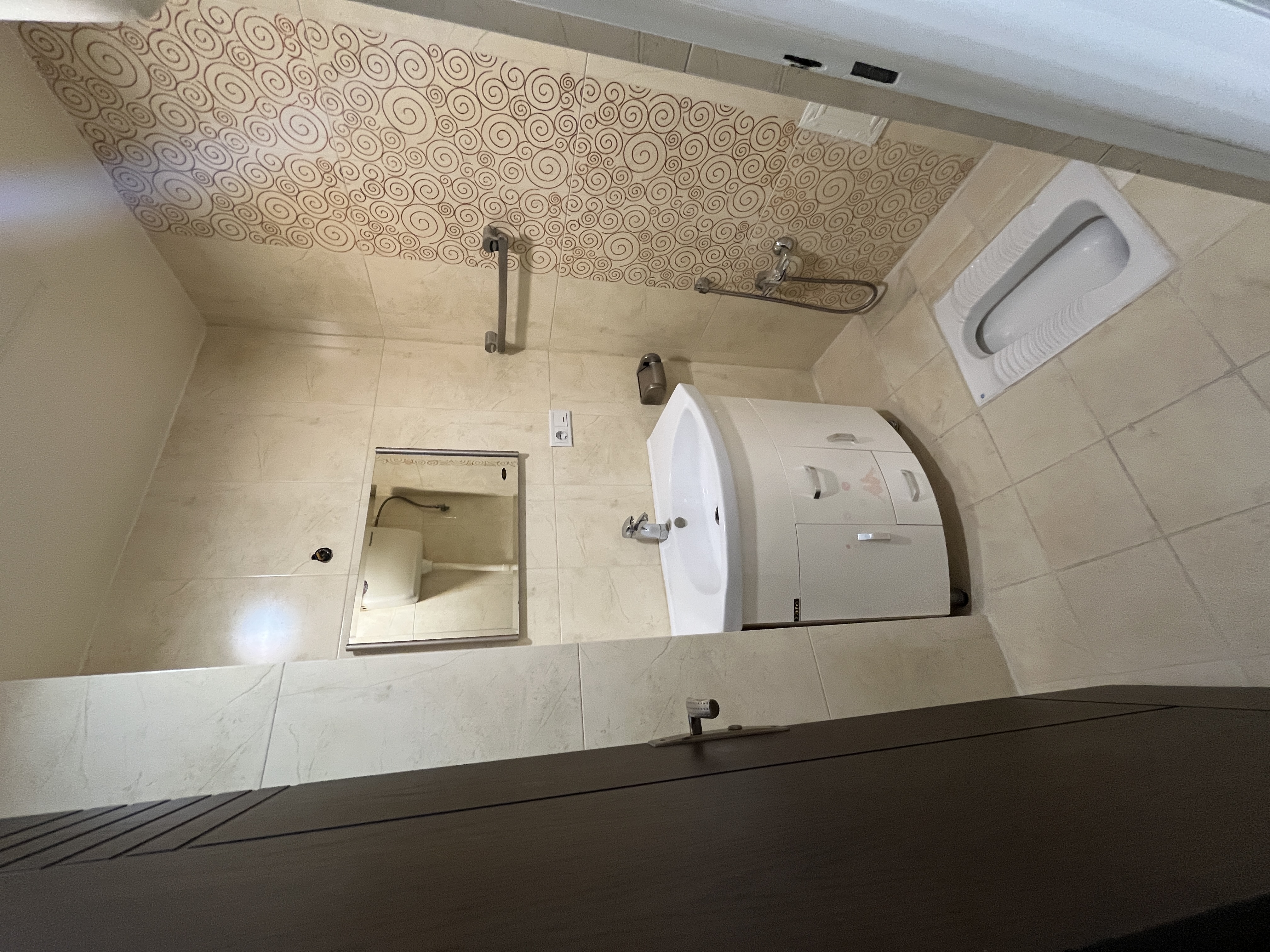 اجاره آپارتمان 100 متر اندرزگو قیمت فوق العاده