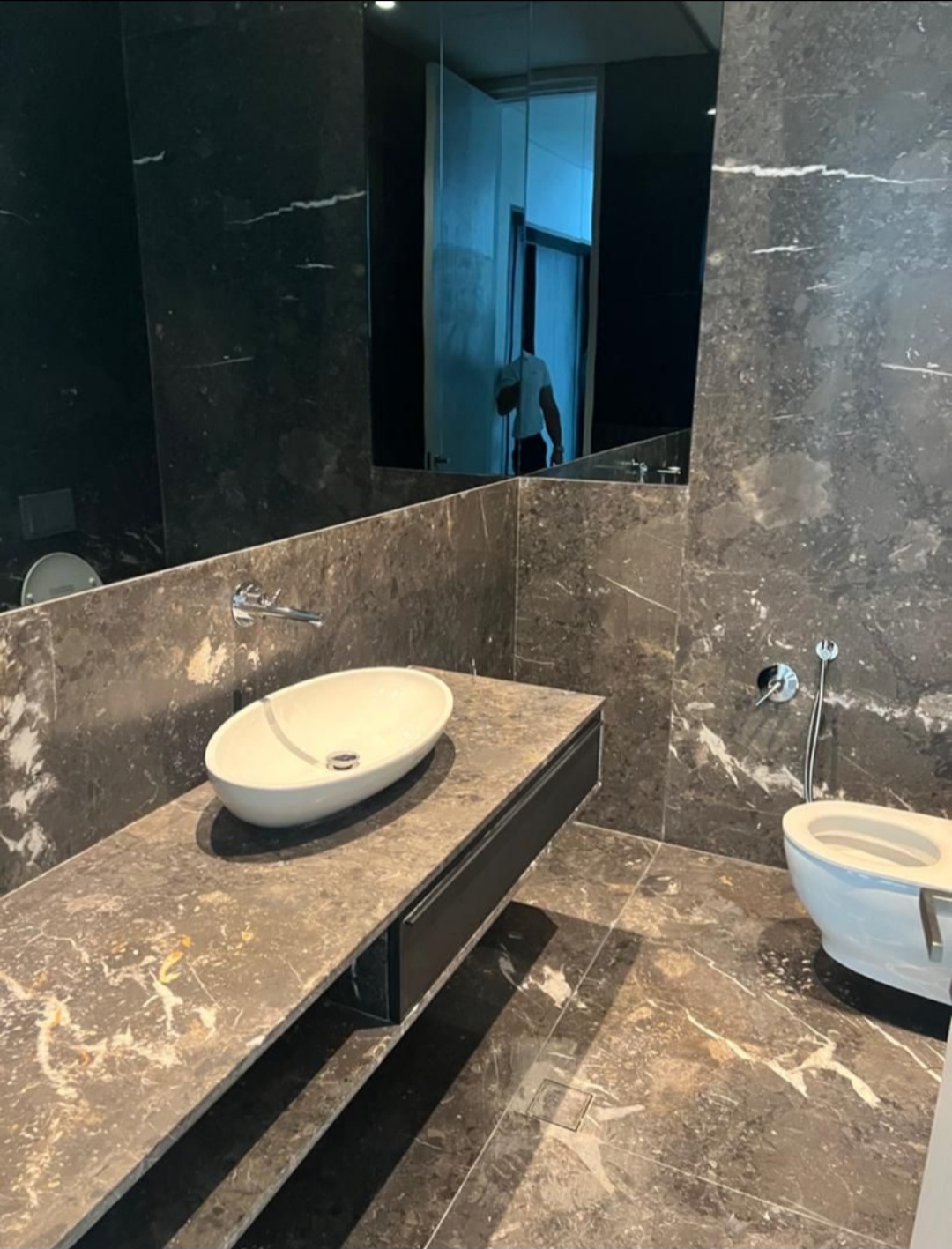 فروش آپارتمان 95 متر قیطریه نوساز مدرن طبقات بالا ویودار